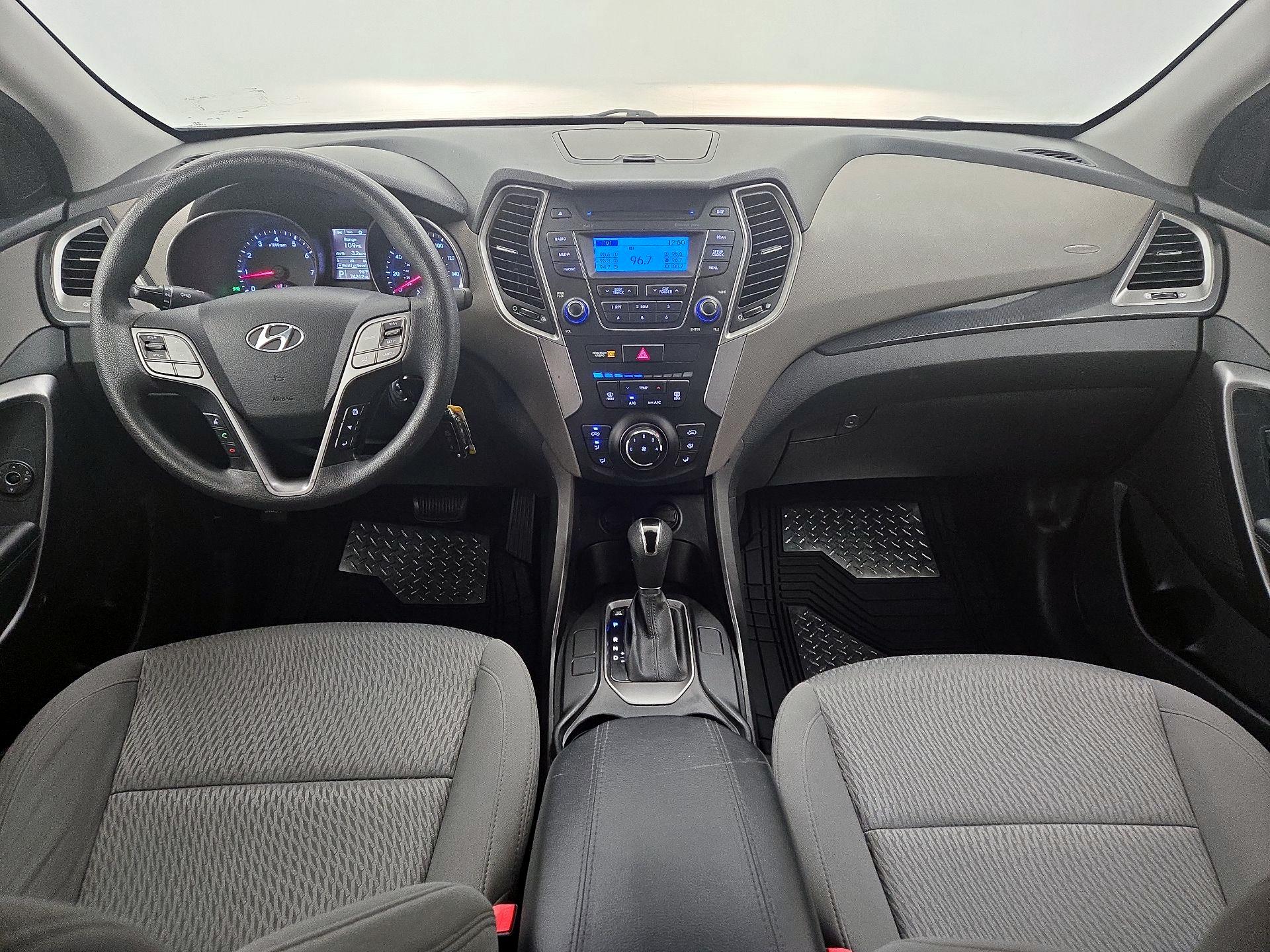 Thumbnail: 2015 Hyundai Santa Fe - 9