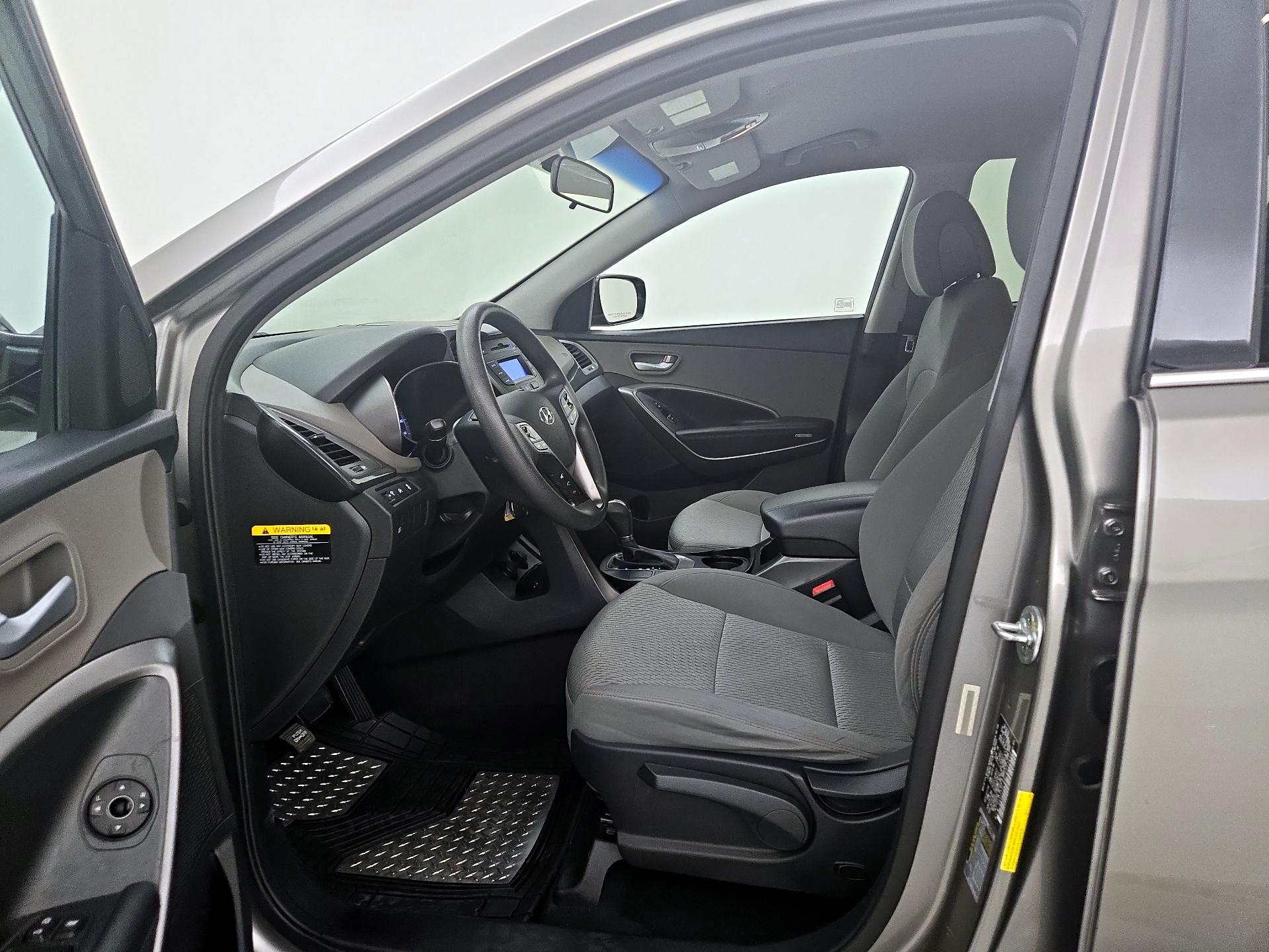 Thumbnail: 2015 Hyundai Santa Fe - 11