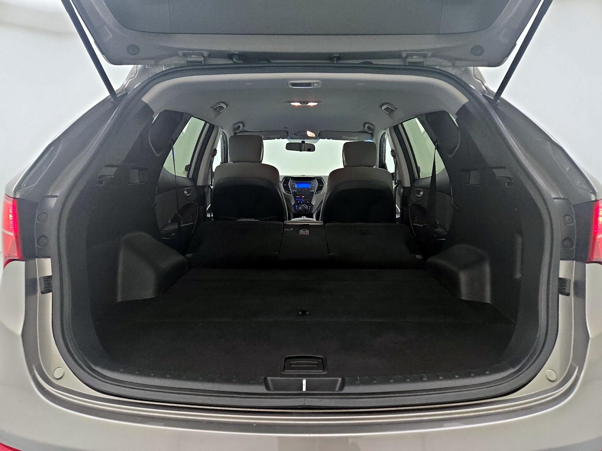 Thumbnail: 2015 Hyundai Santa Fe - 20