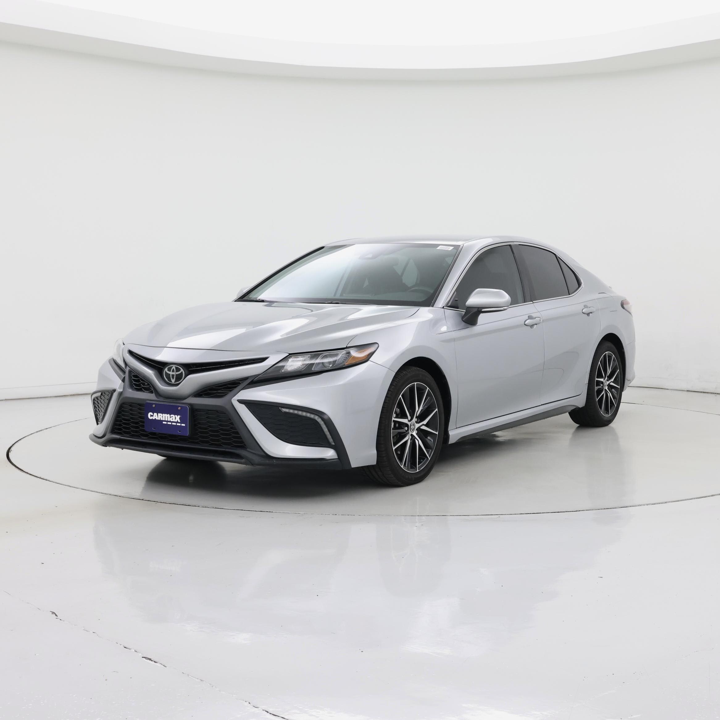 Thumbnail: 2022 Toyota Camry - 4