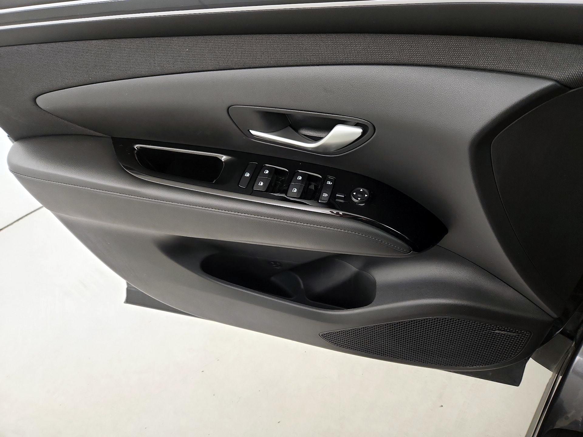 Thumbnail: 2023 Hyundai Tucson - 12