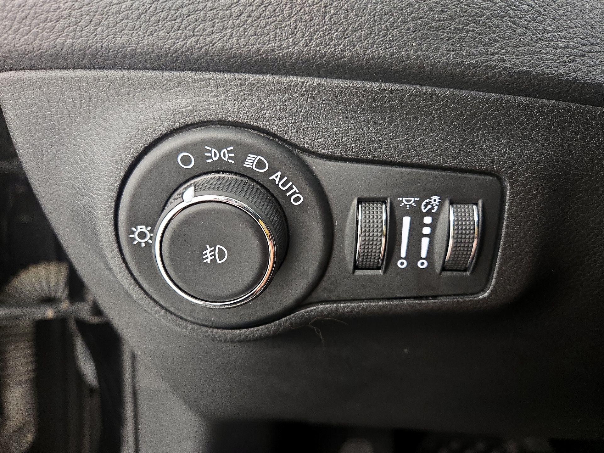 Thumbnail: 2019 Jeep Compass - 13