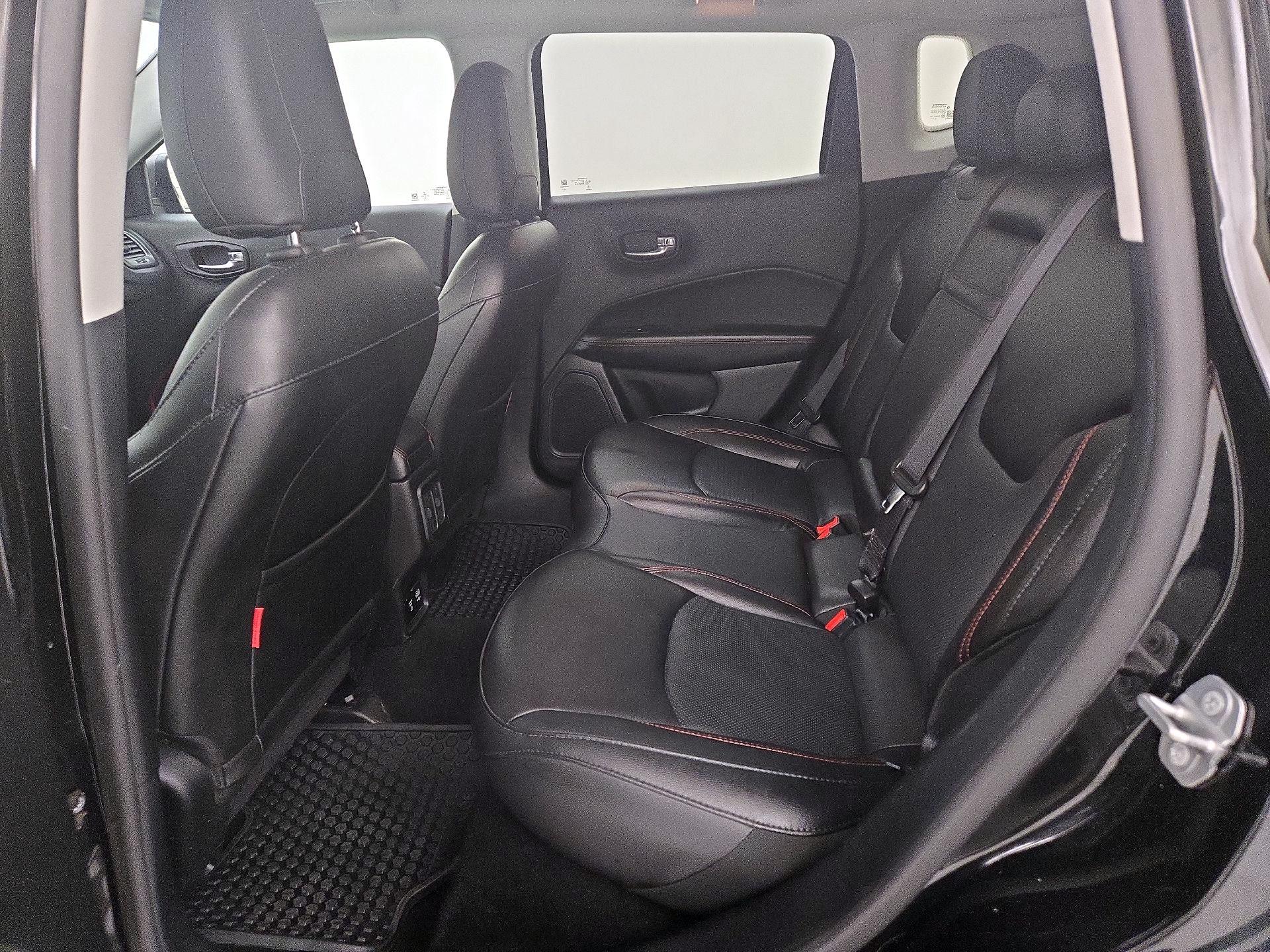 Thumbnail: 2019 Jeep Compass - 20