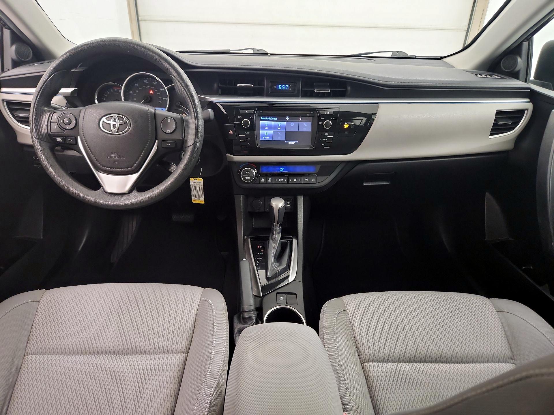 Thumbnail: 2015 Toyota Corolla - 9