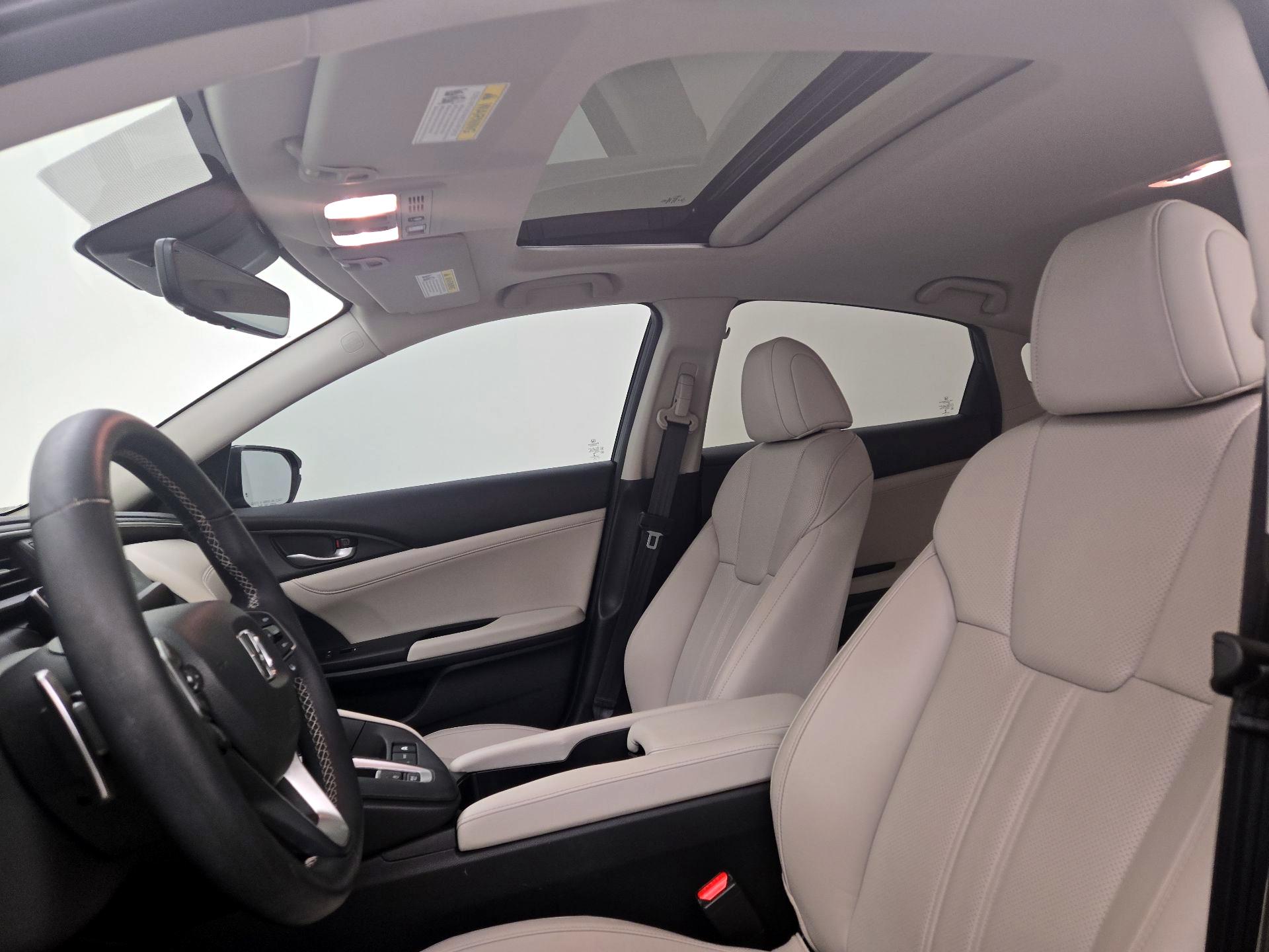 Thumbnail: 2019 Honda Insight - 19