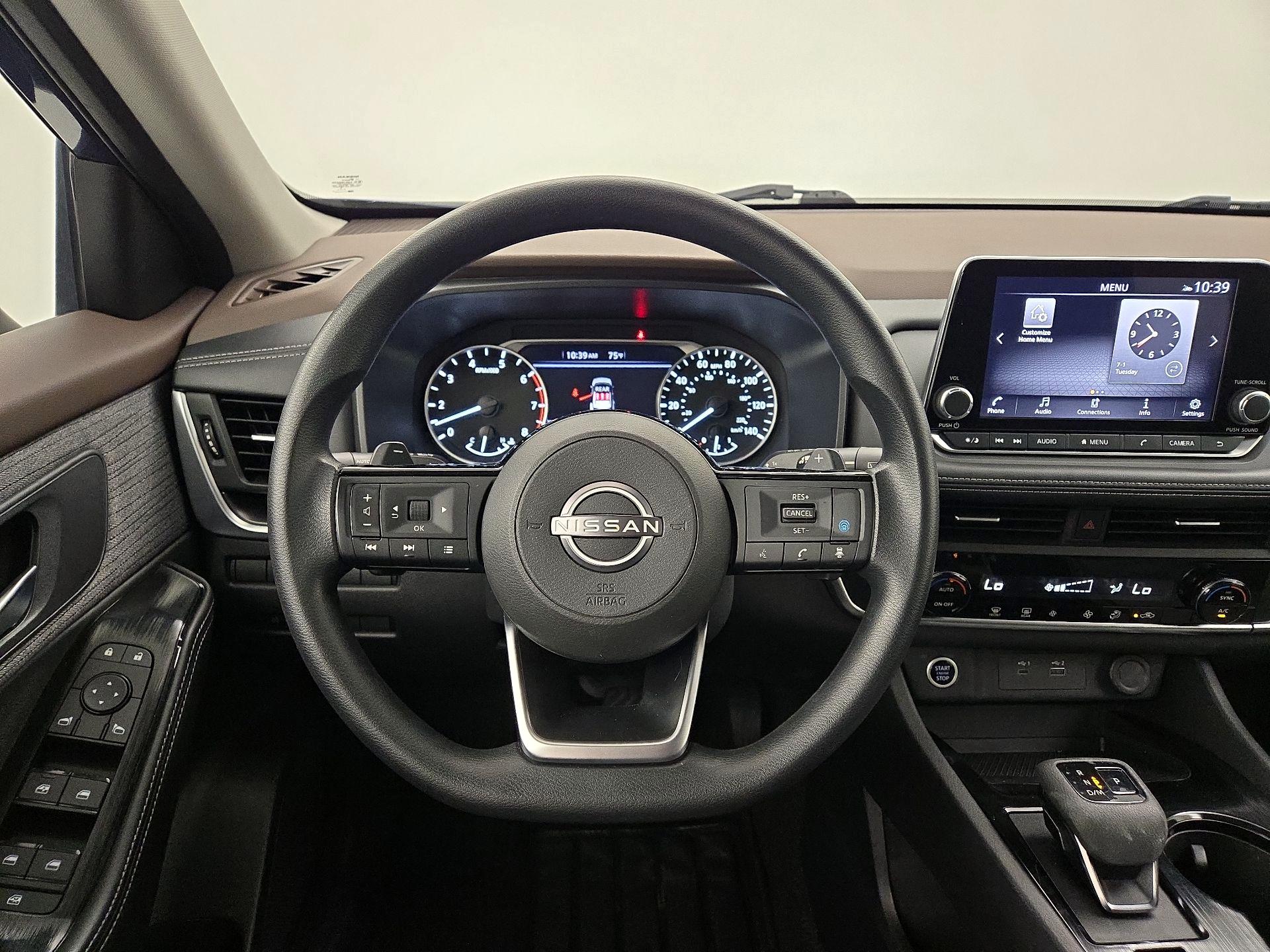 Thumbnail: 2023 Nissan Rogue - 10