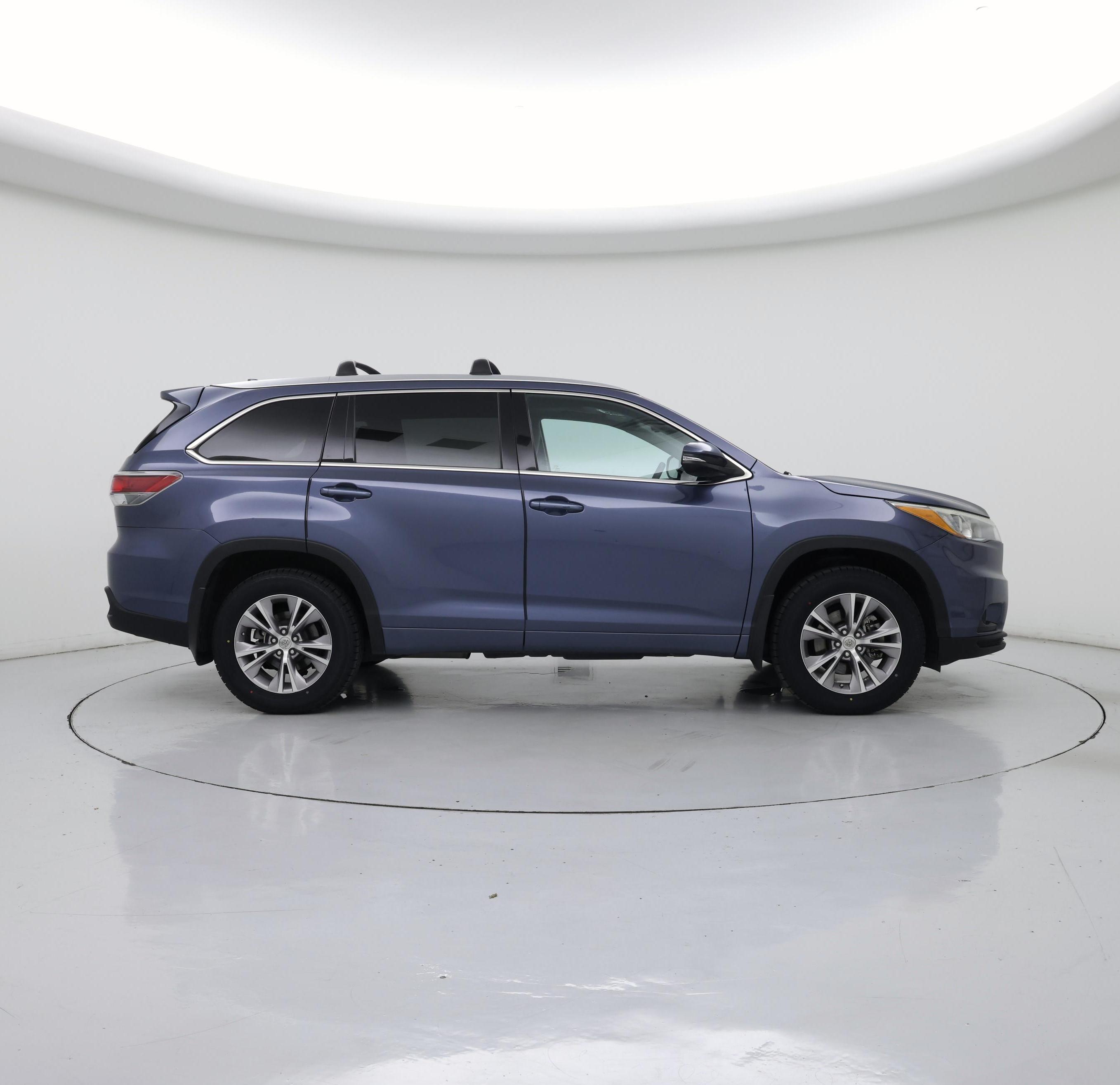 Thumbnail: 2015 Toyota Highlander - 7