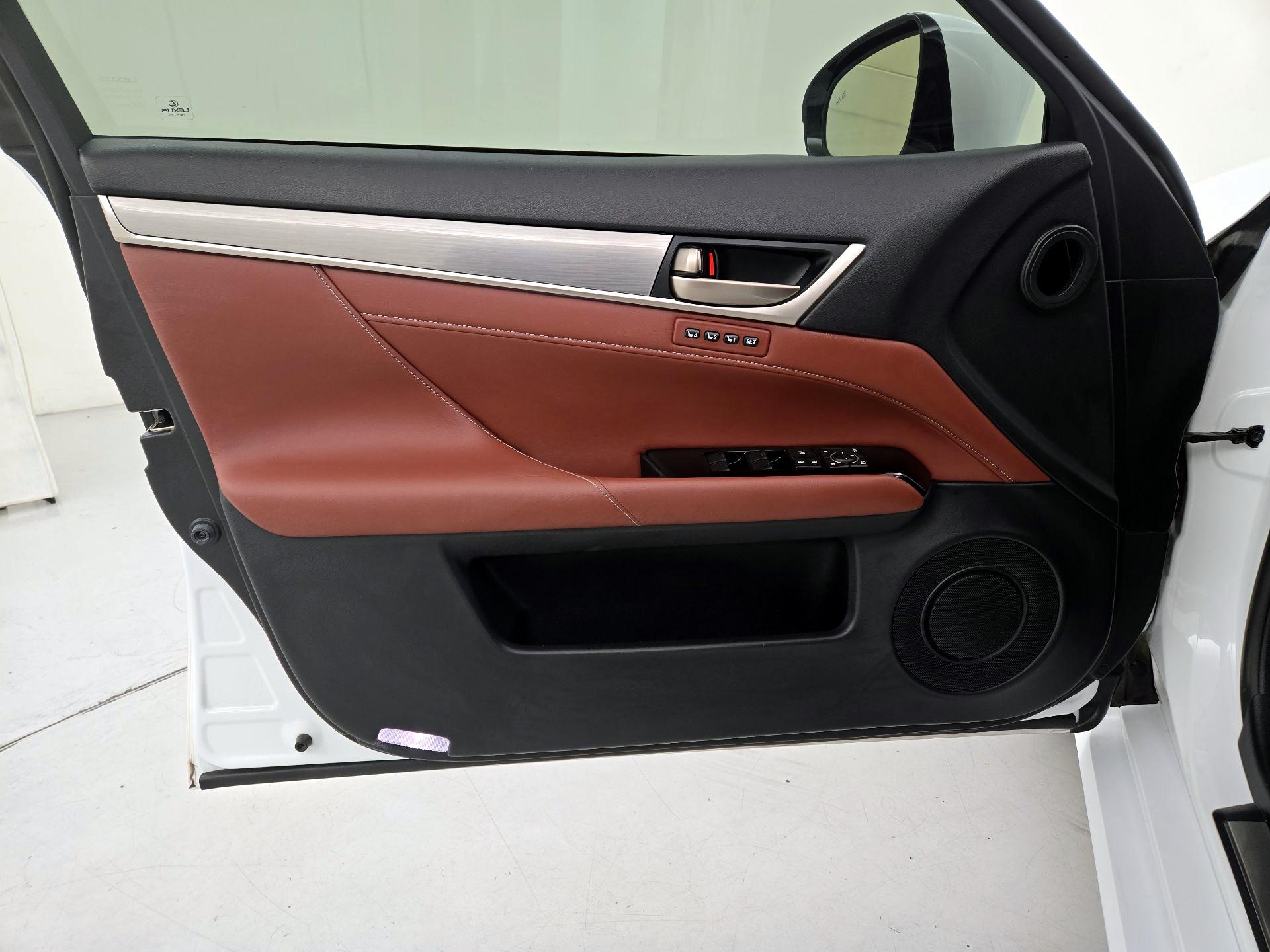 Thumbnail: 2014 Lexus GS - 12