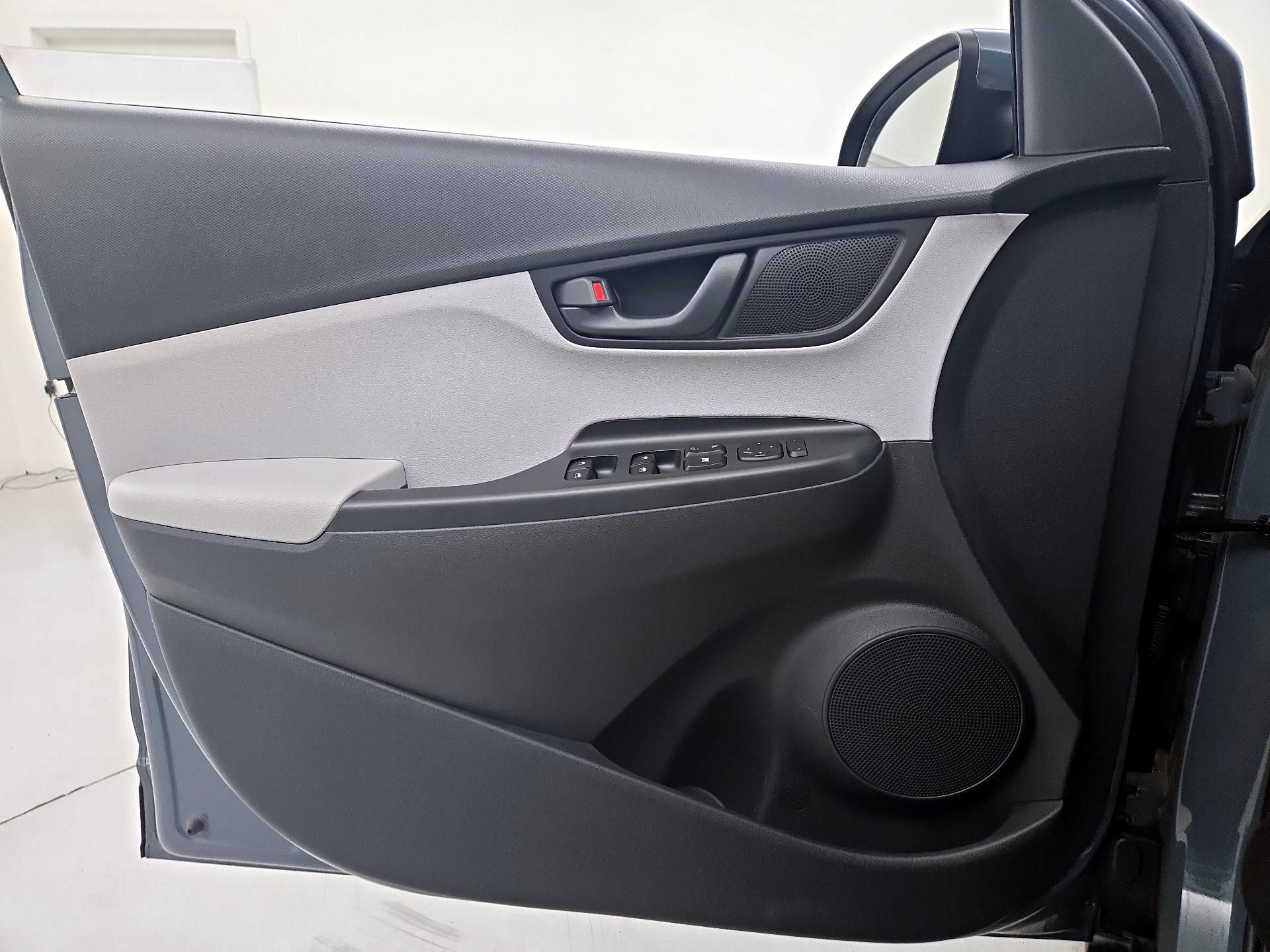 Thumbnail: 2023 Hyundai Kona - 12