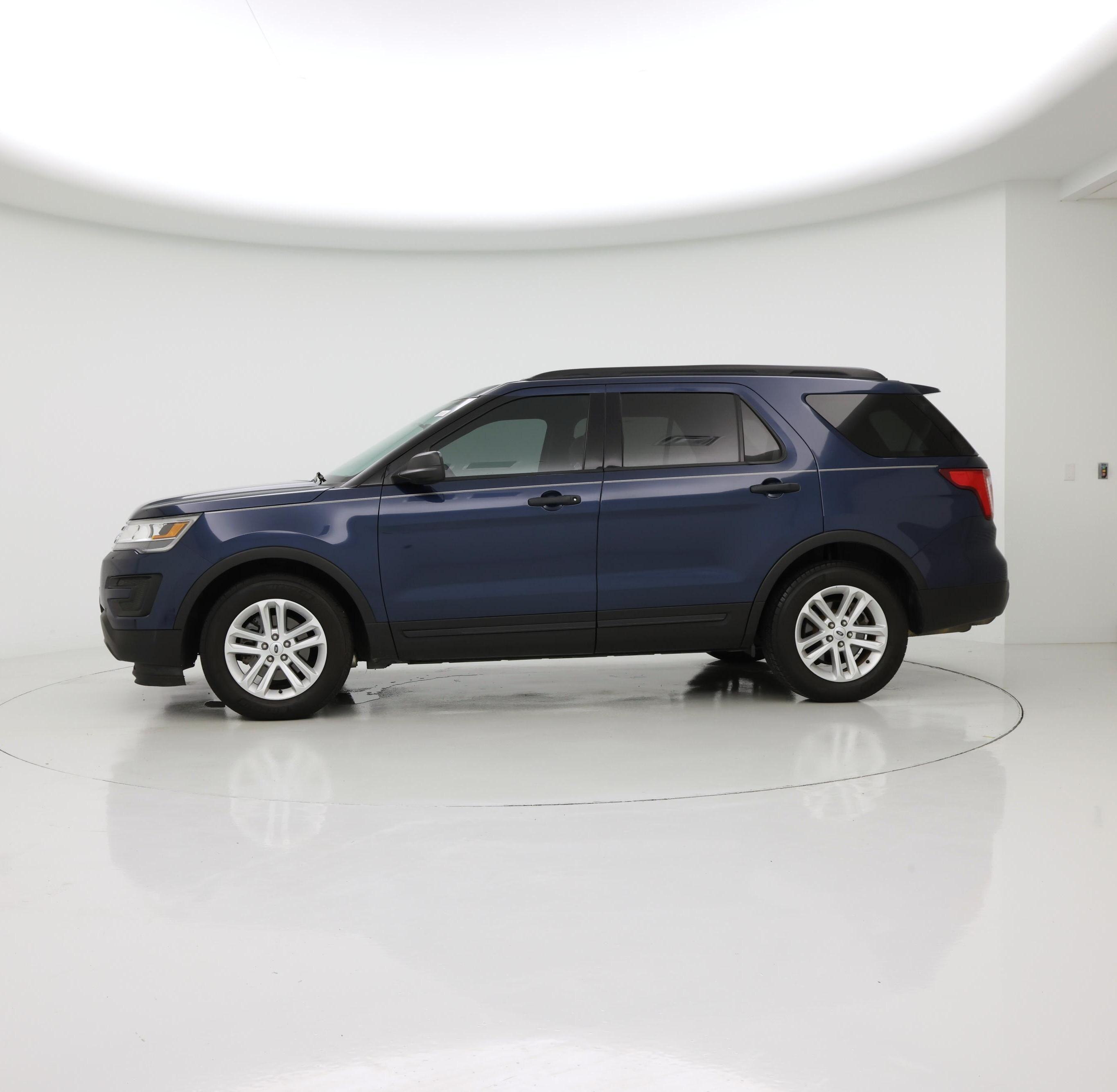 Thumbnail: 2017 Ford Explorer - 3