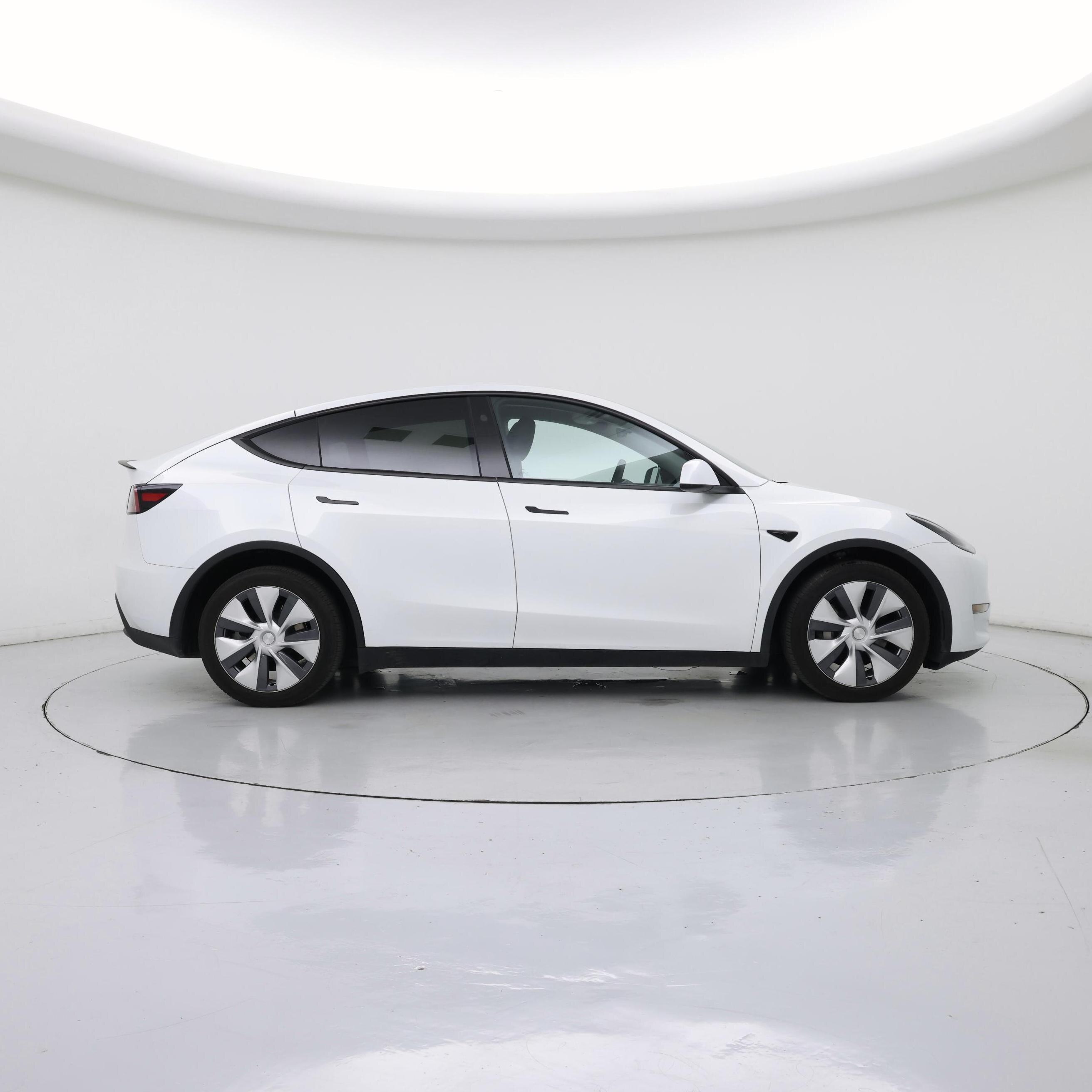 Thumbnail: 2023 Tesla Model Y - 7