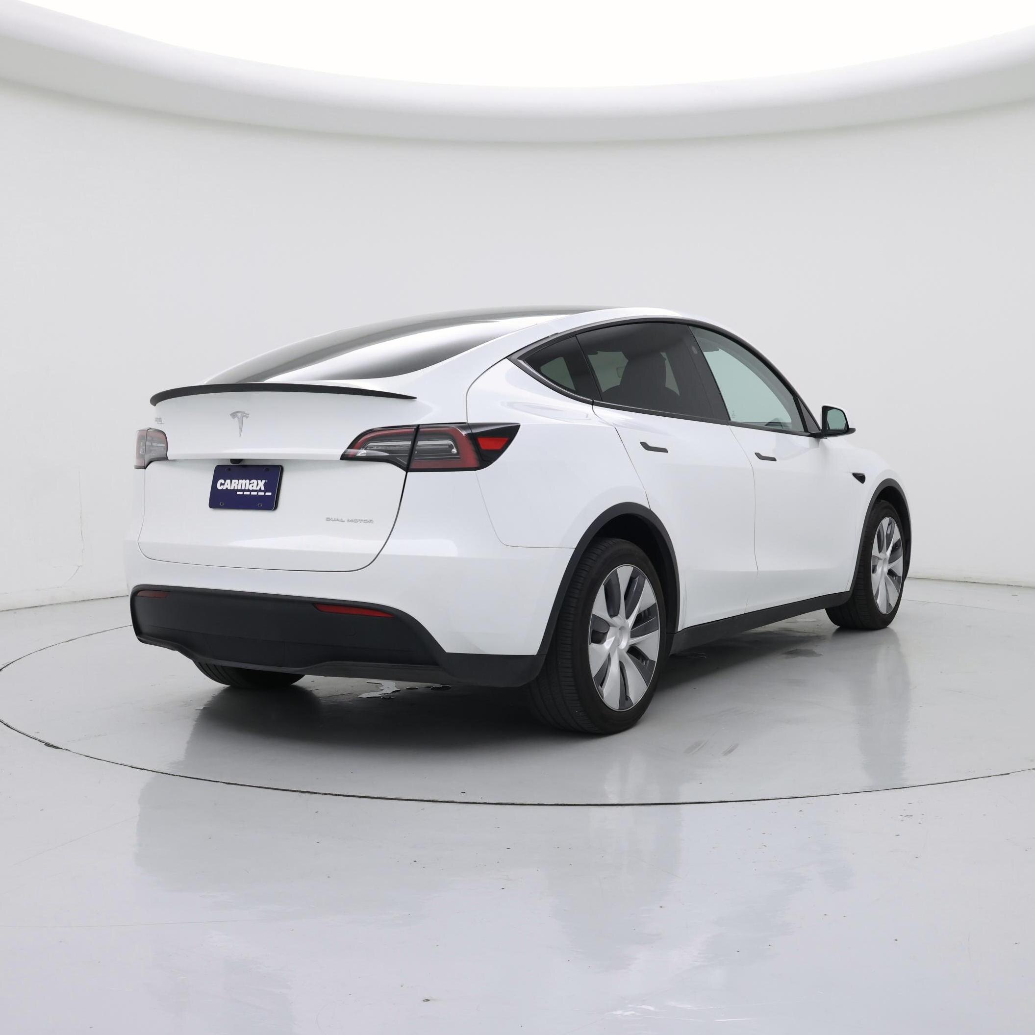 Thumbnail: 2023 Tesla Model Y - 8