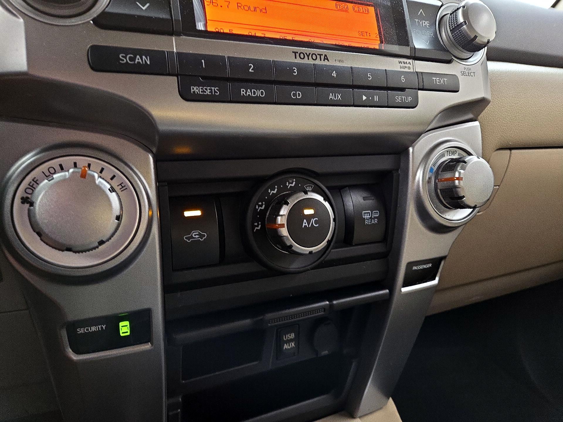 Thumbnail: 2013 Toyota 4Runner - 15