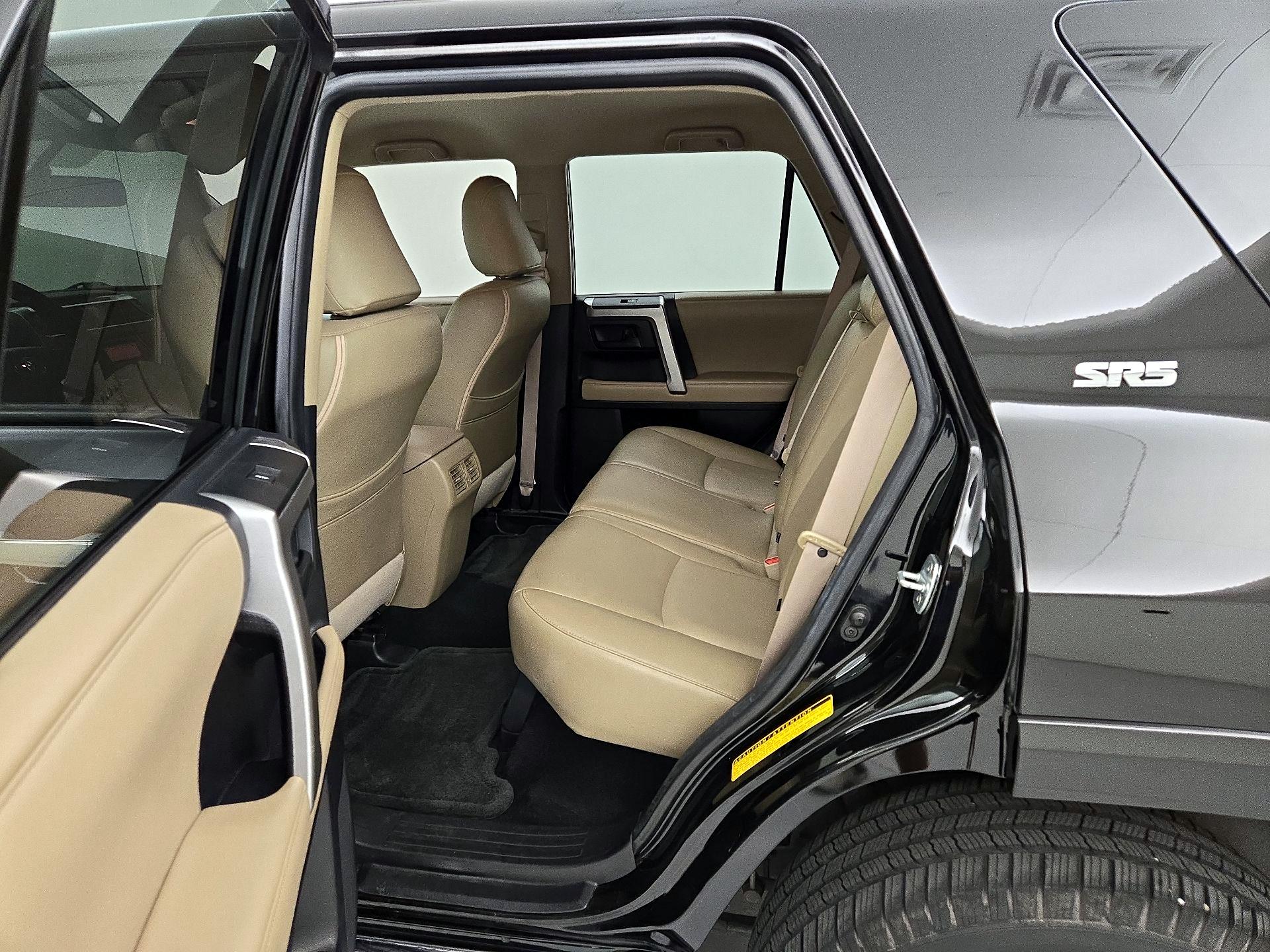Thumbnail: 2013 Toyota 4Runner - 18
