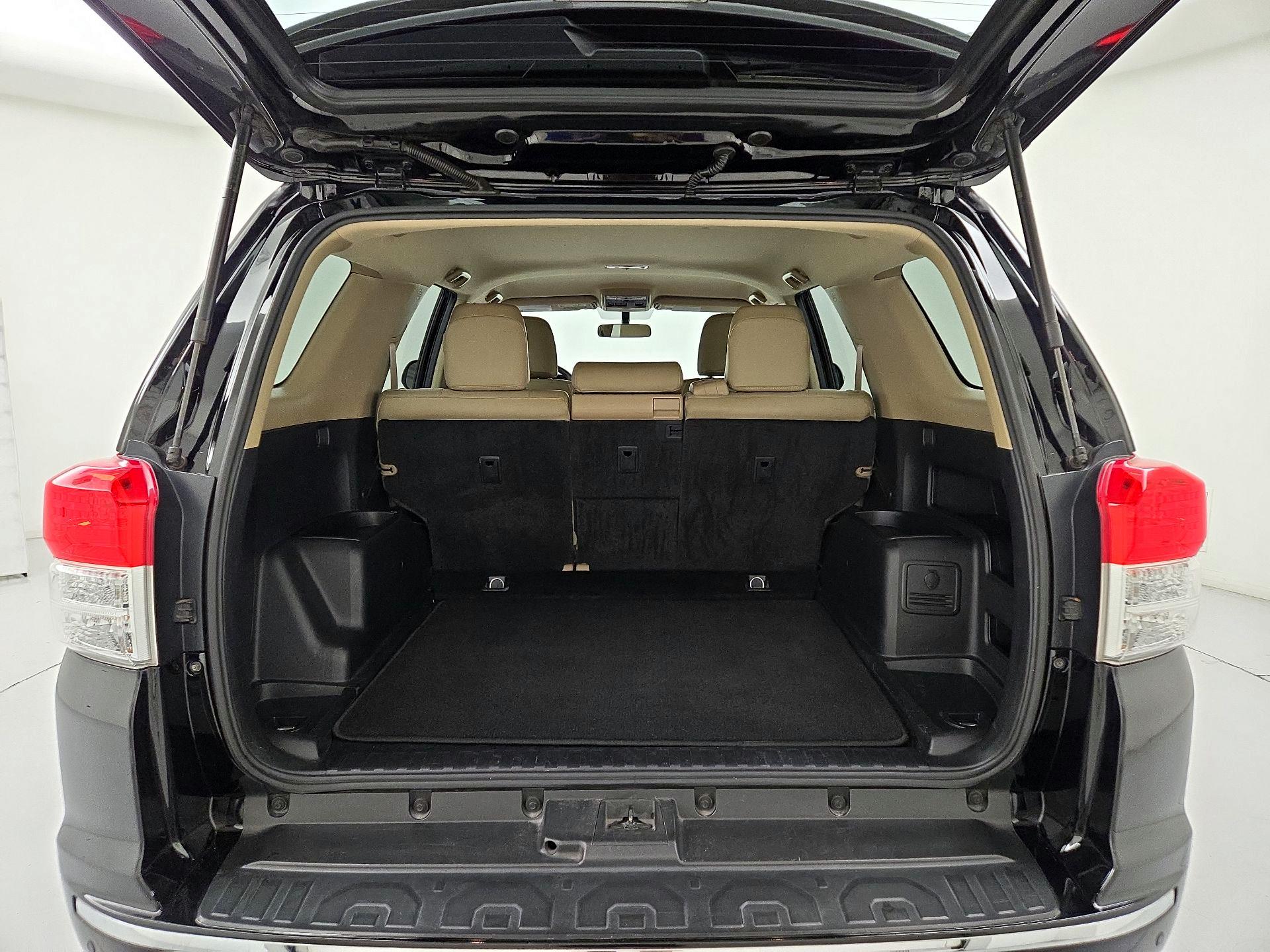 Thumbnail: 2013 Toyota 4Runner - 19