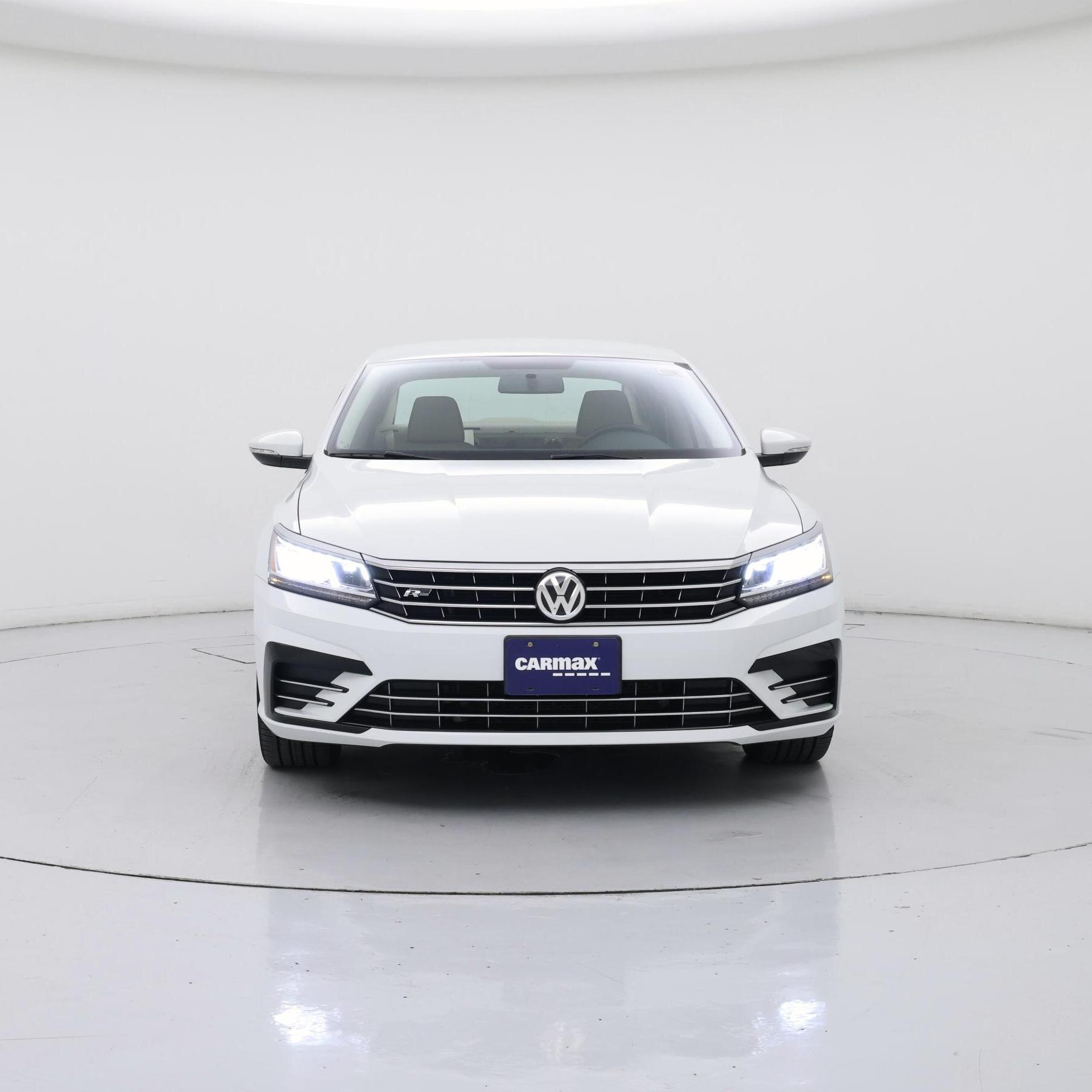 Thumbnail: 2018 Volkswagen Passat - 5