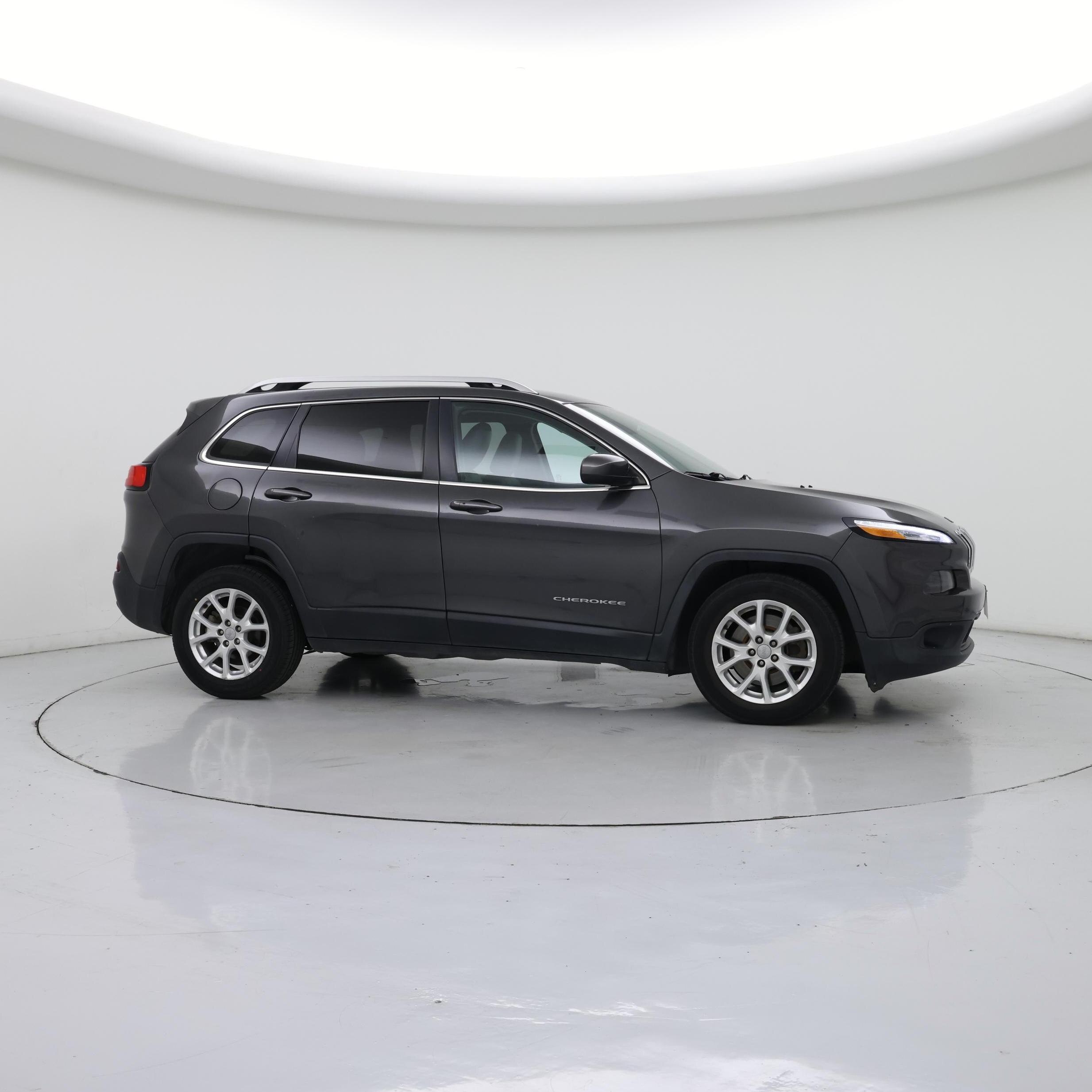 Thumbnail: 2016 Jeep Cherokee - 2