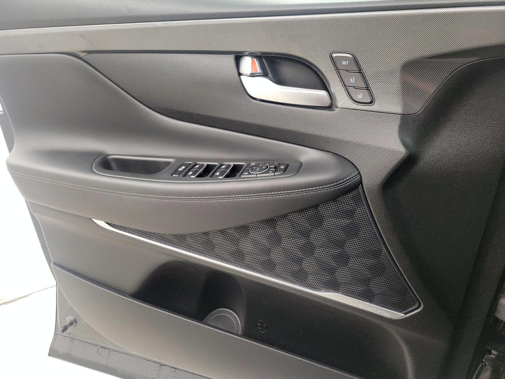 Thumbnail: 2022 Hyundai Santa Fe - 12