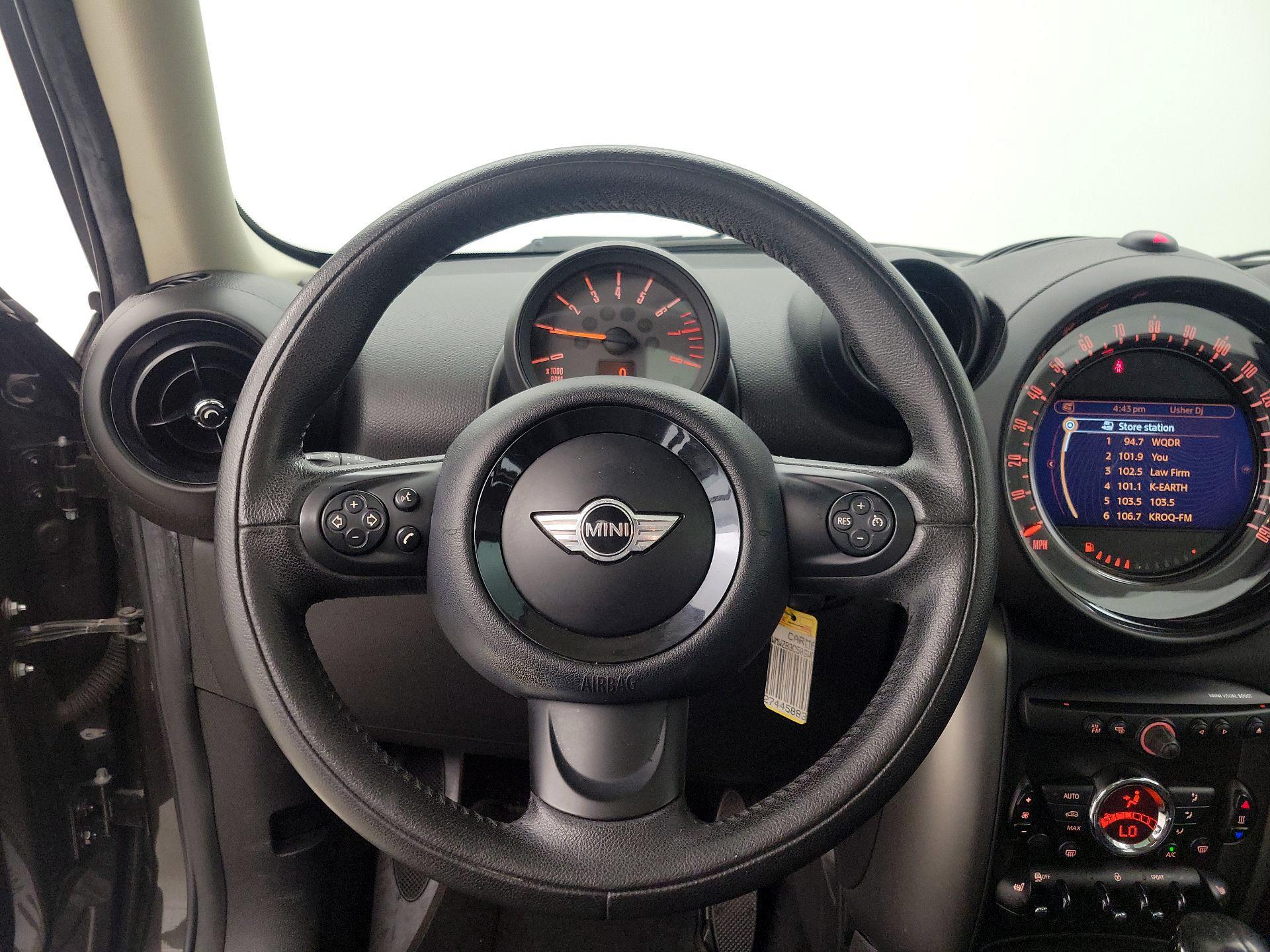 Thumbnail: 2016 MINI Cooper Countryman - 10