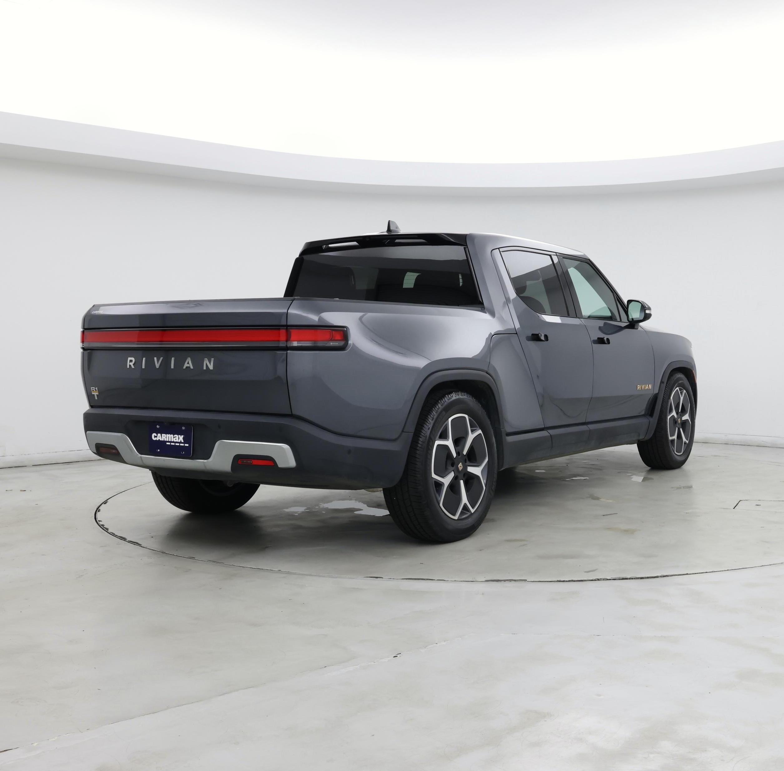 Thumbnail: 2022 Rivian R1T - 8