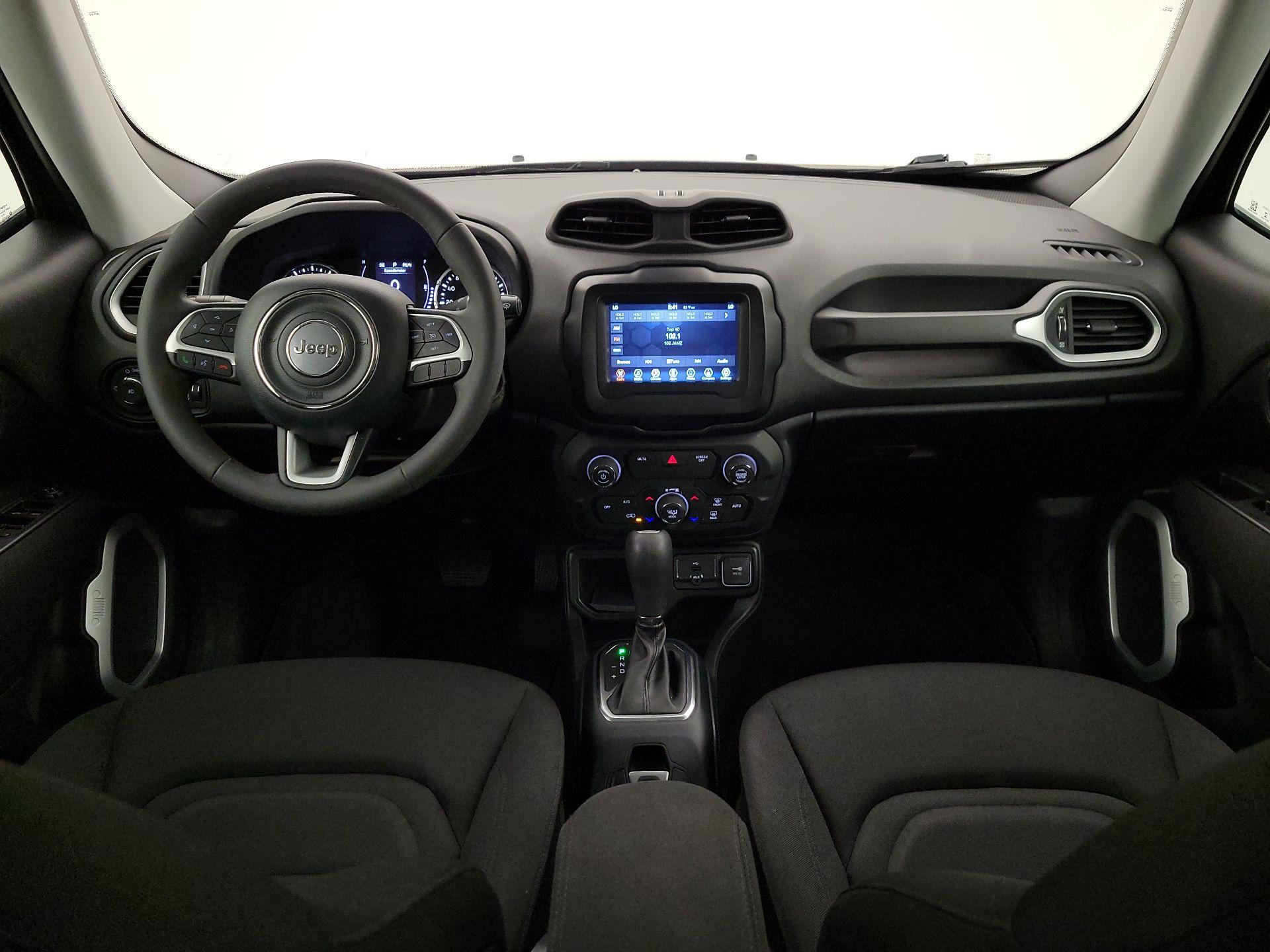 Thumbnail: 2020 Jeep Renegade - 9