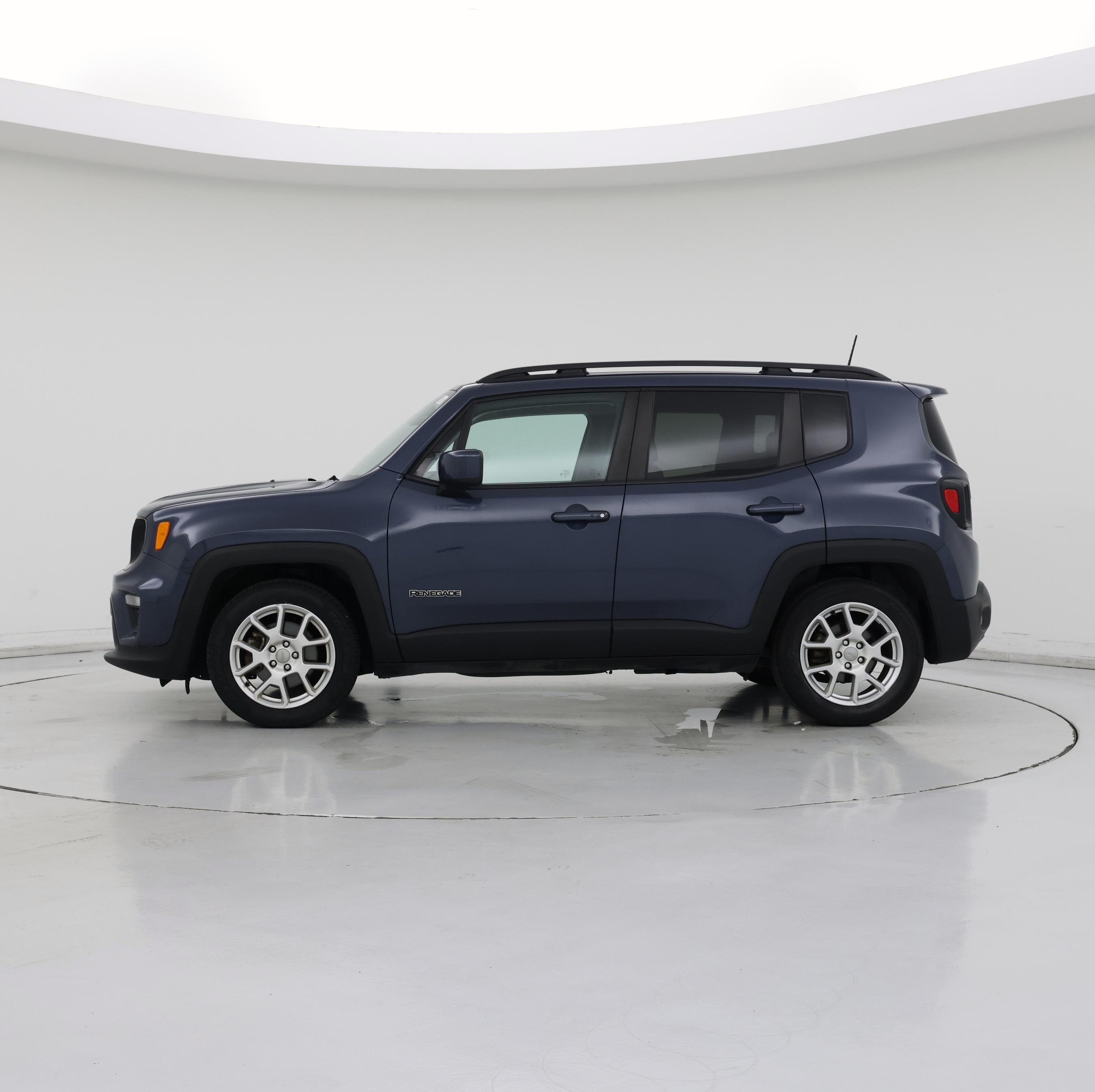Thumbnail: 2020 Jeep Renegade - 3
