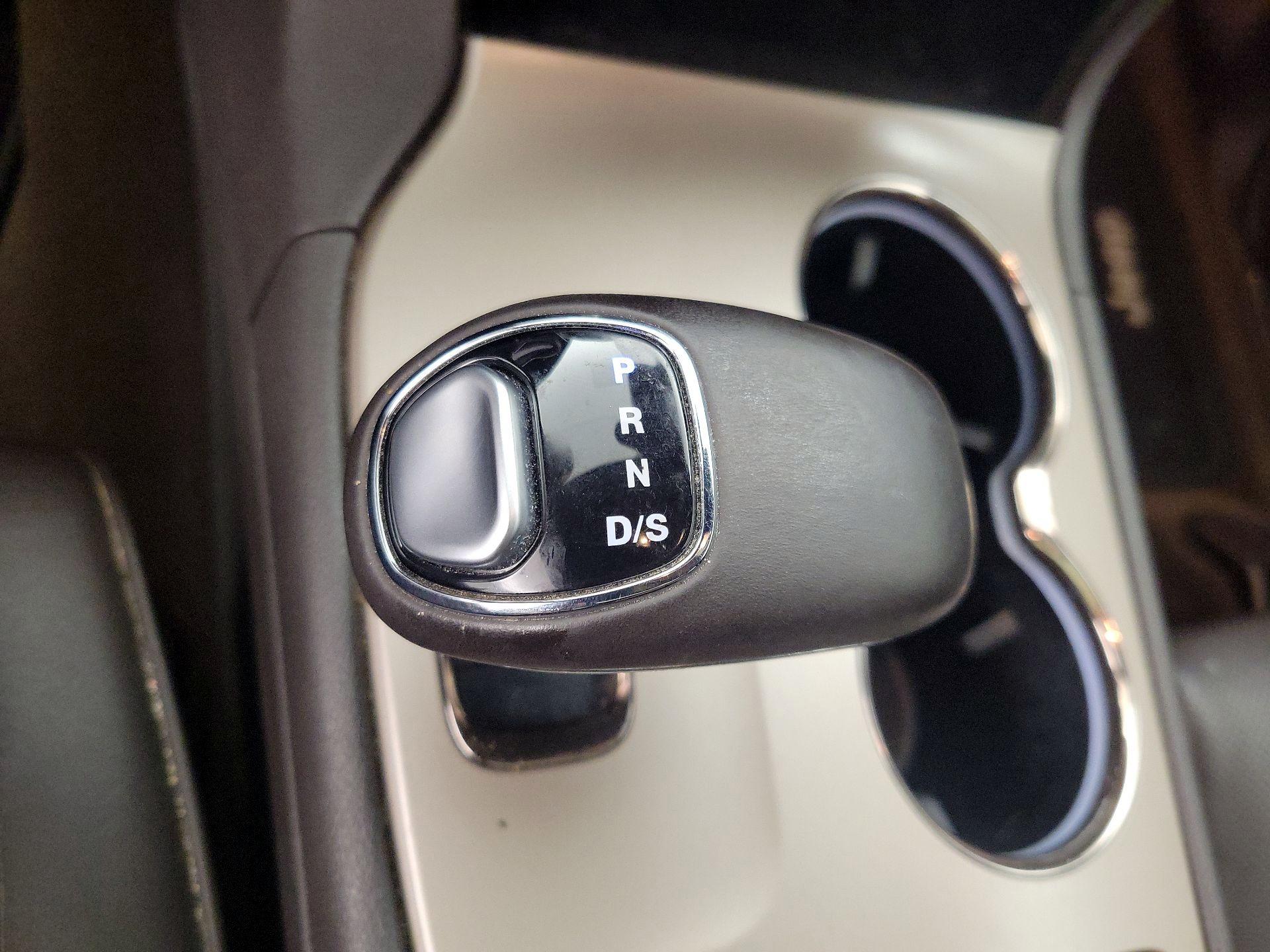 Thumbnail: 2014 Jeep Grand Cherokee - 18