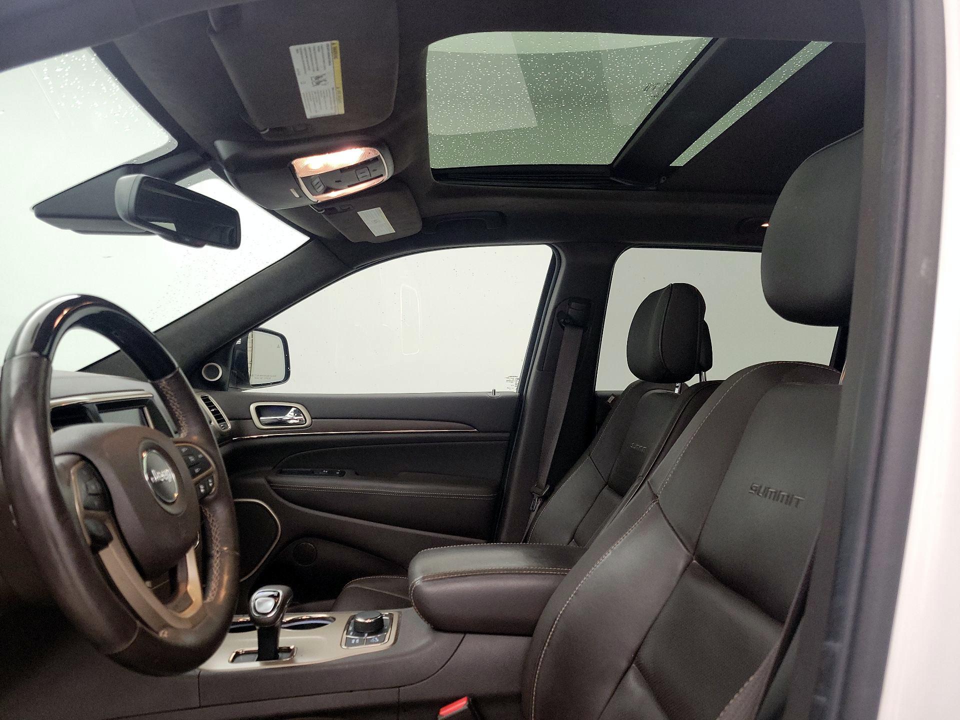 Thumbnail: 2014 Jeep Grand Cherokee - 20
