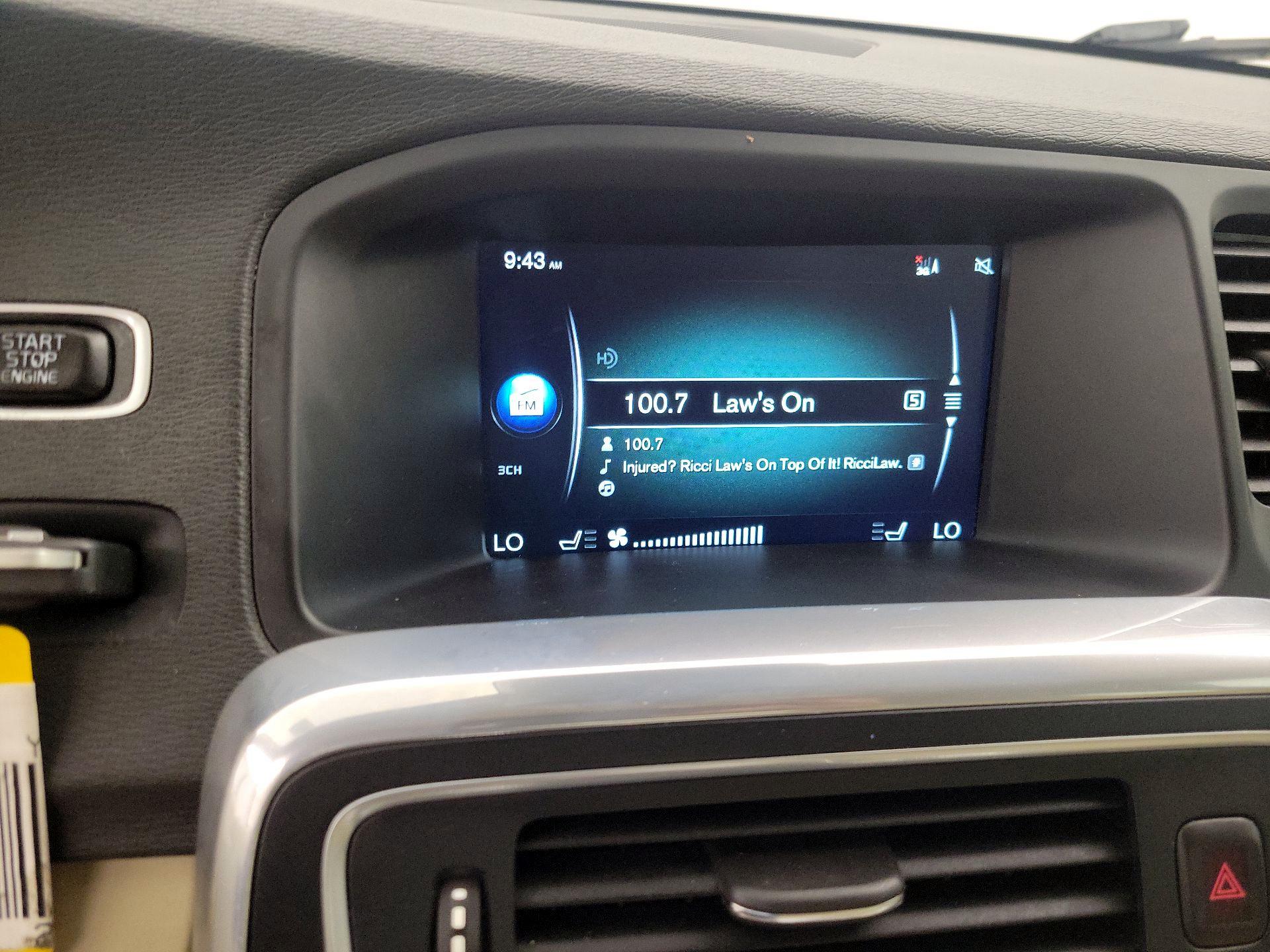 Thumbnail: 2015 Volvo S60 - 14