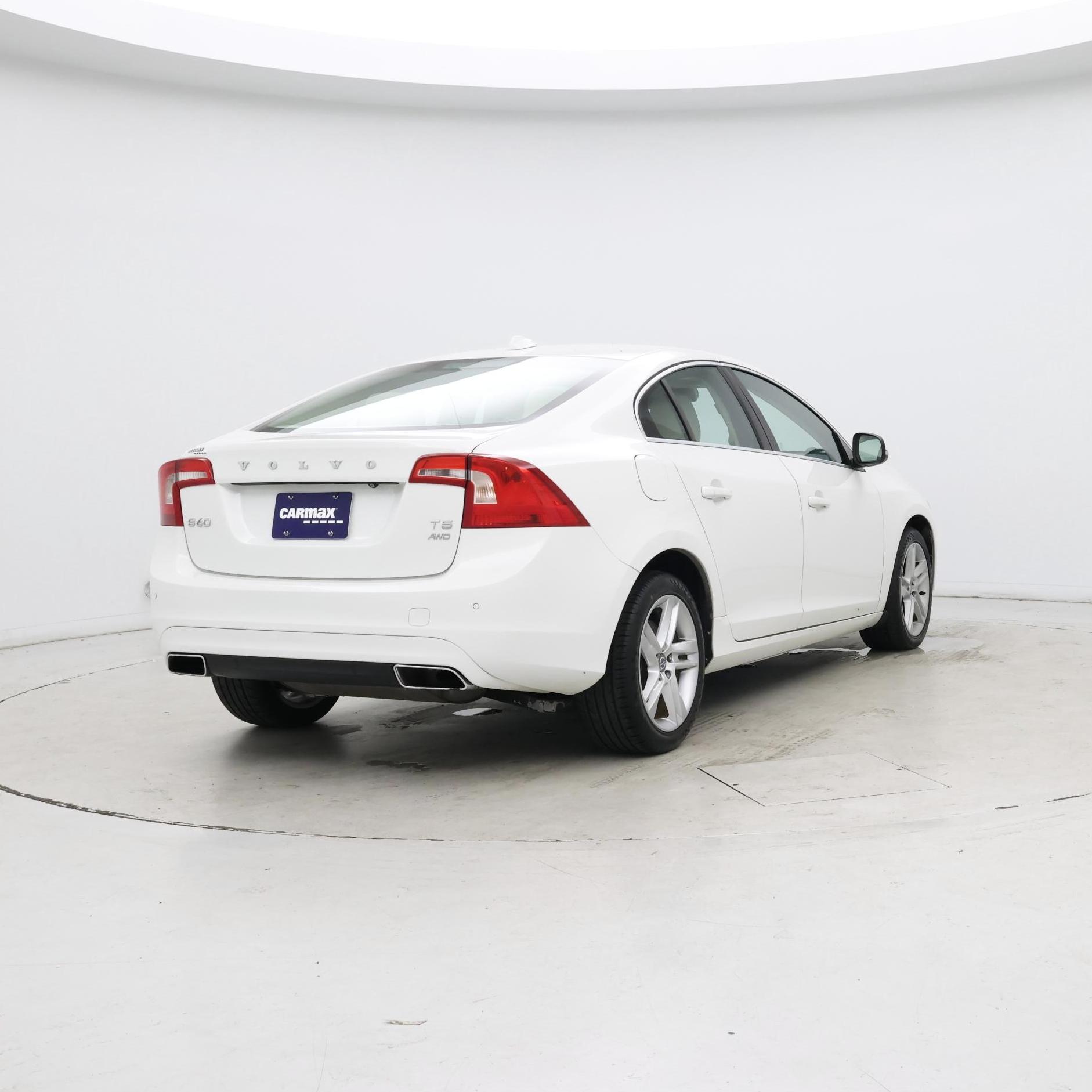 Thumbnail: 2015 Volvo S60 - 8