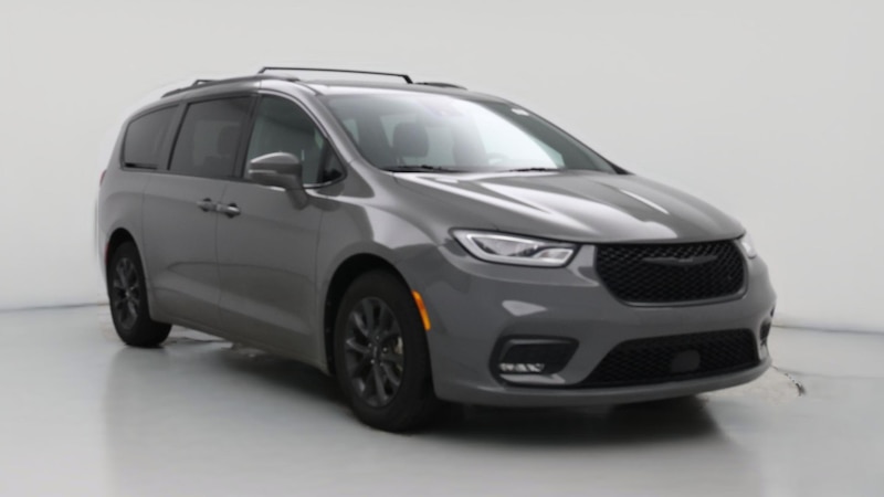 2021 Chrysler Pacifica Touring Hero Image