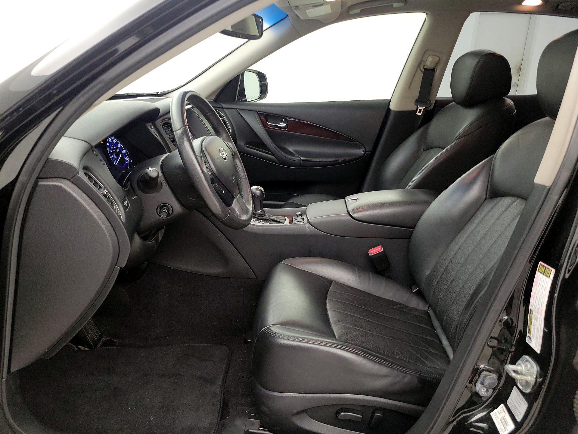 Thumbnail: 2016 INFINITI QX50 - 11