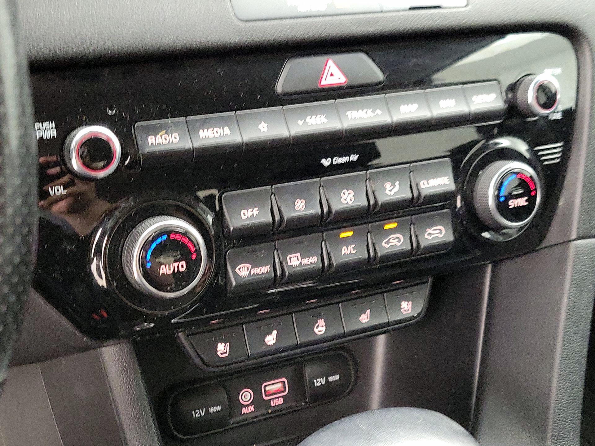 Thumbnail: 2019 Kia Sportage - 16