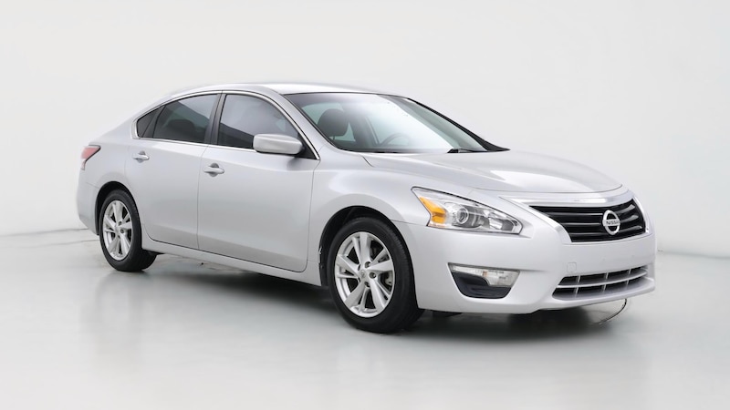 2014 Nissan Altima SV Hero Image