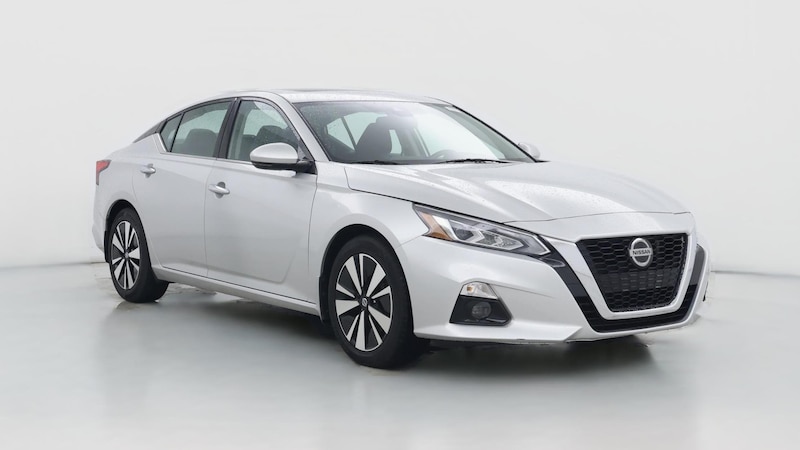 2019 Nissan Altima SV Hero Image