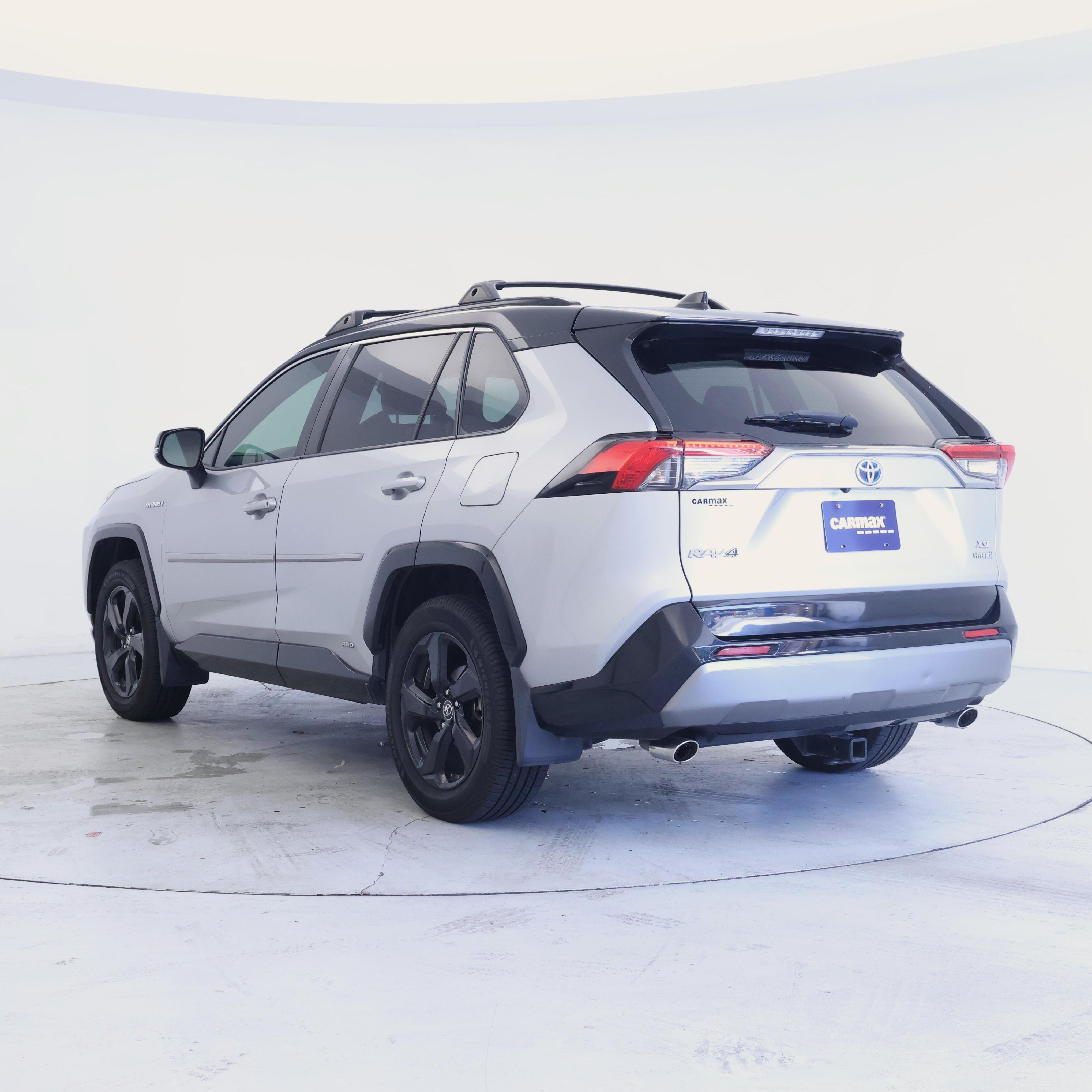 Thumbnail: 2019 Toyota RAV4 - 2