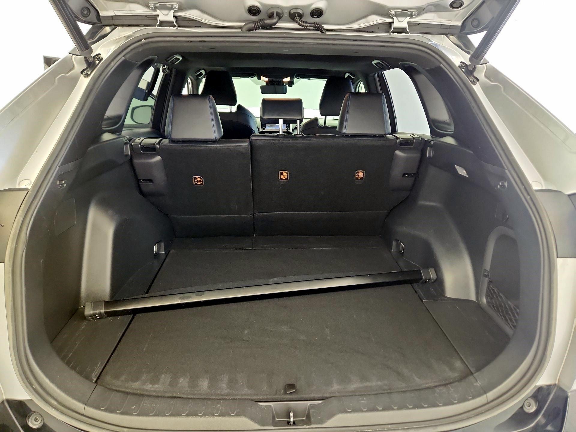 Thumbnail: 2019 Toyota RAV4 - 20