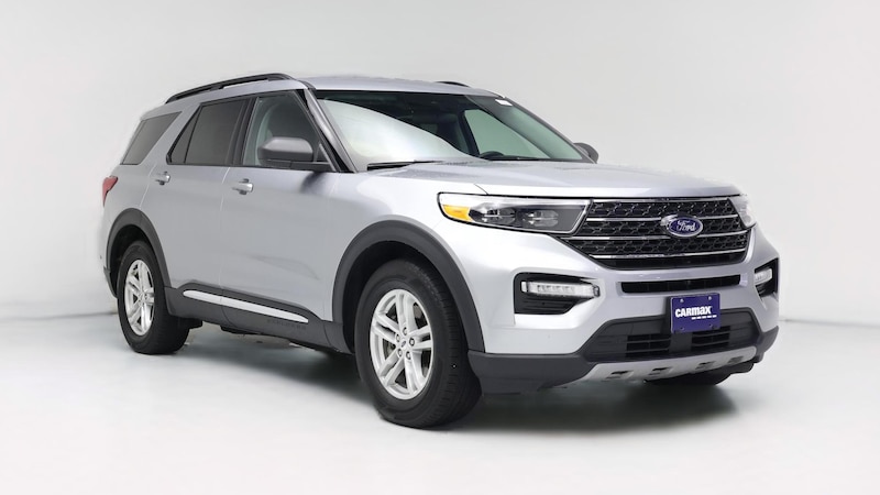 2024 Ford Explorer XLT Hero Image