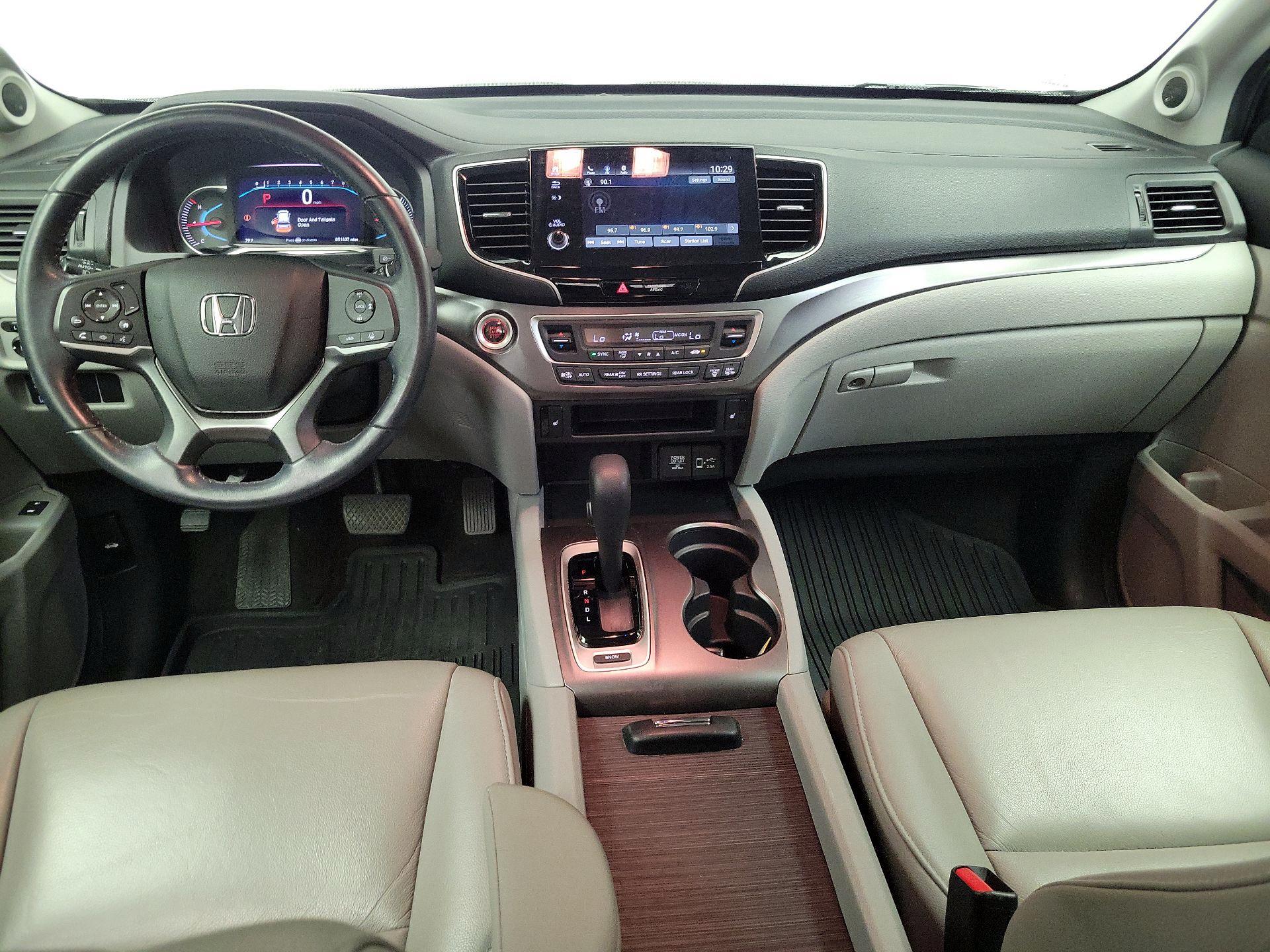 Thumbnail: 2019 Honda Pilot - 9