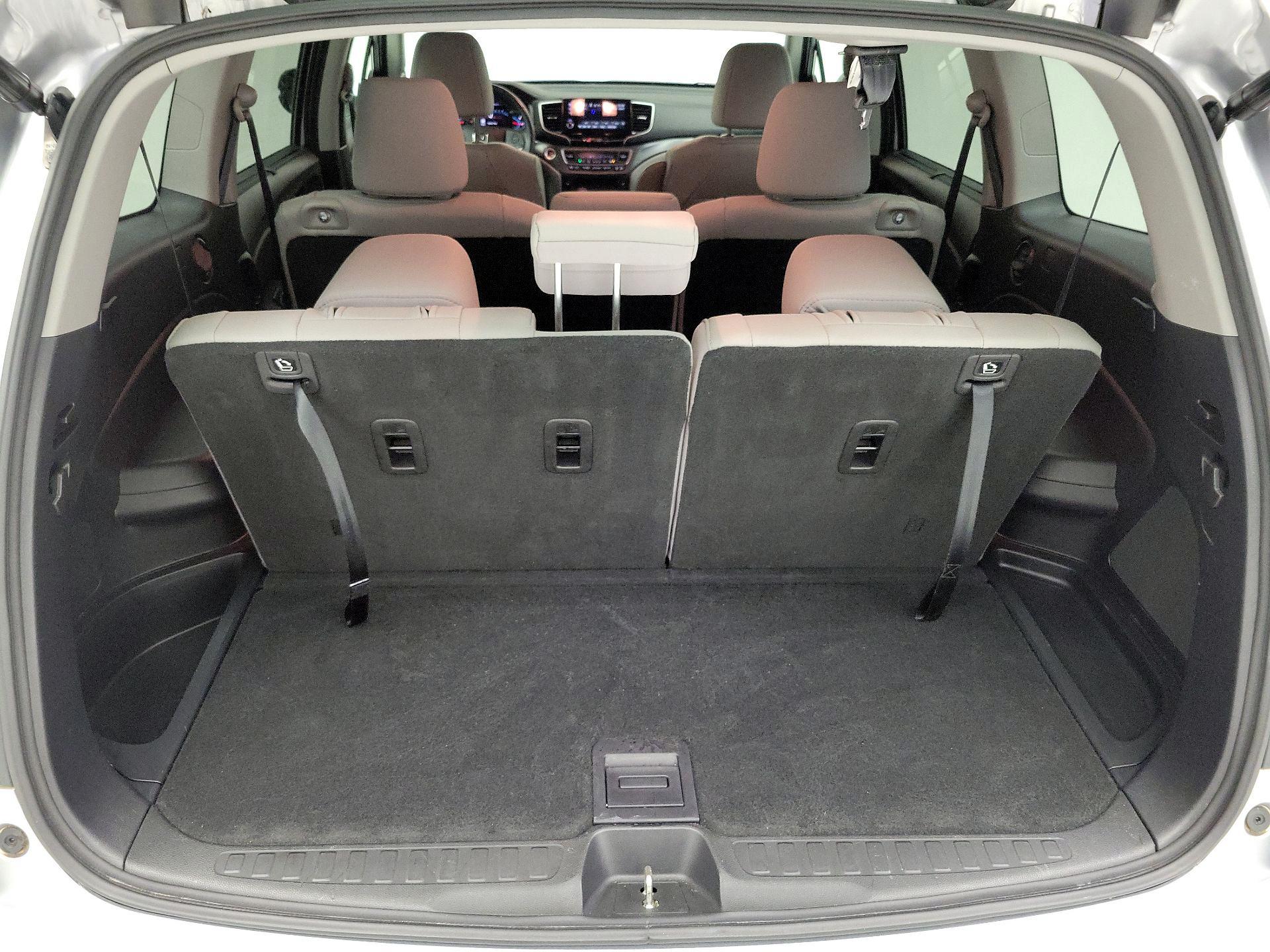 Thumbnail: 2019 Honda Pilot - 20