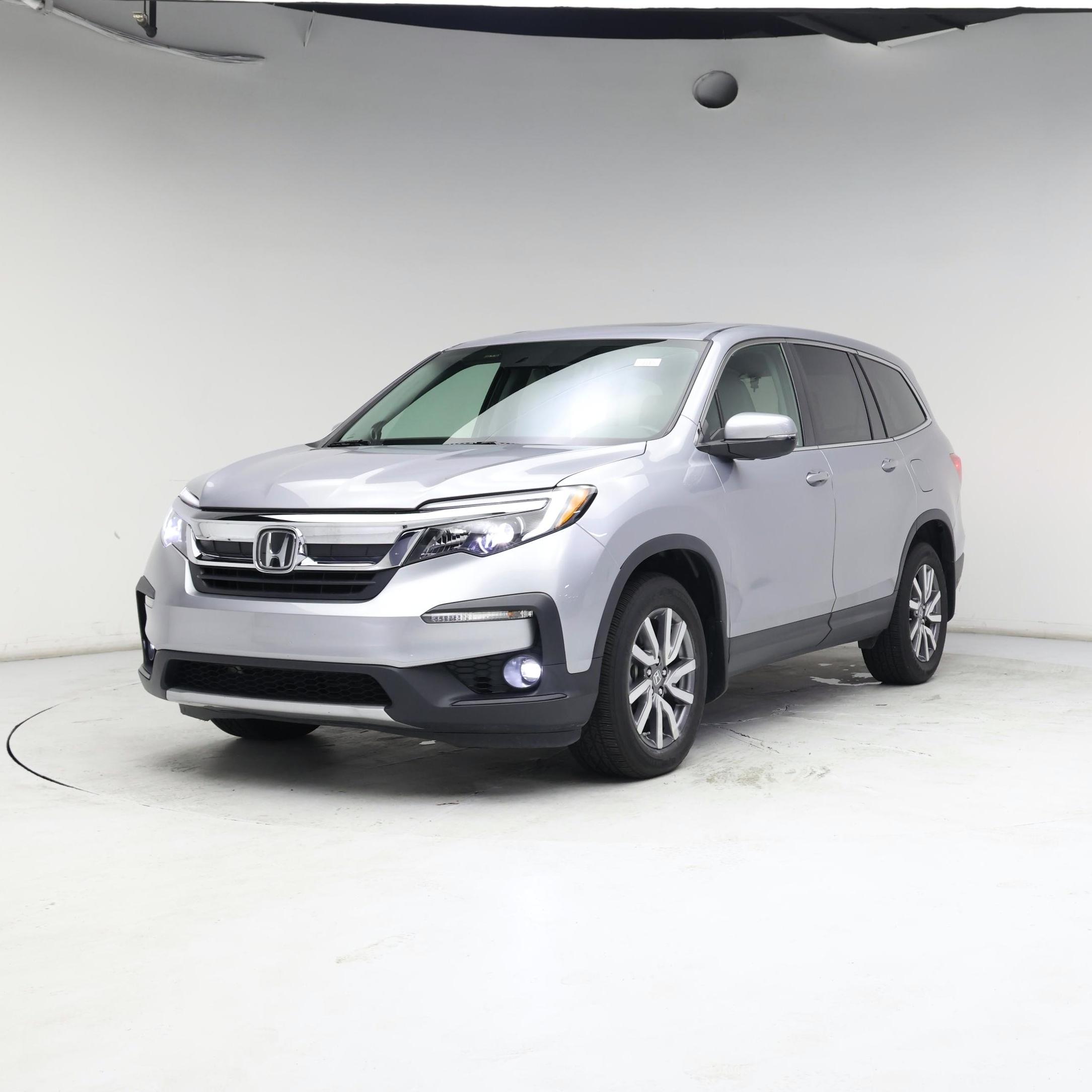 Thumbnail: 2019 Honda Pilot - 4