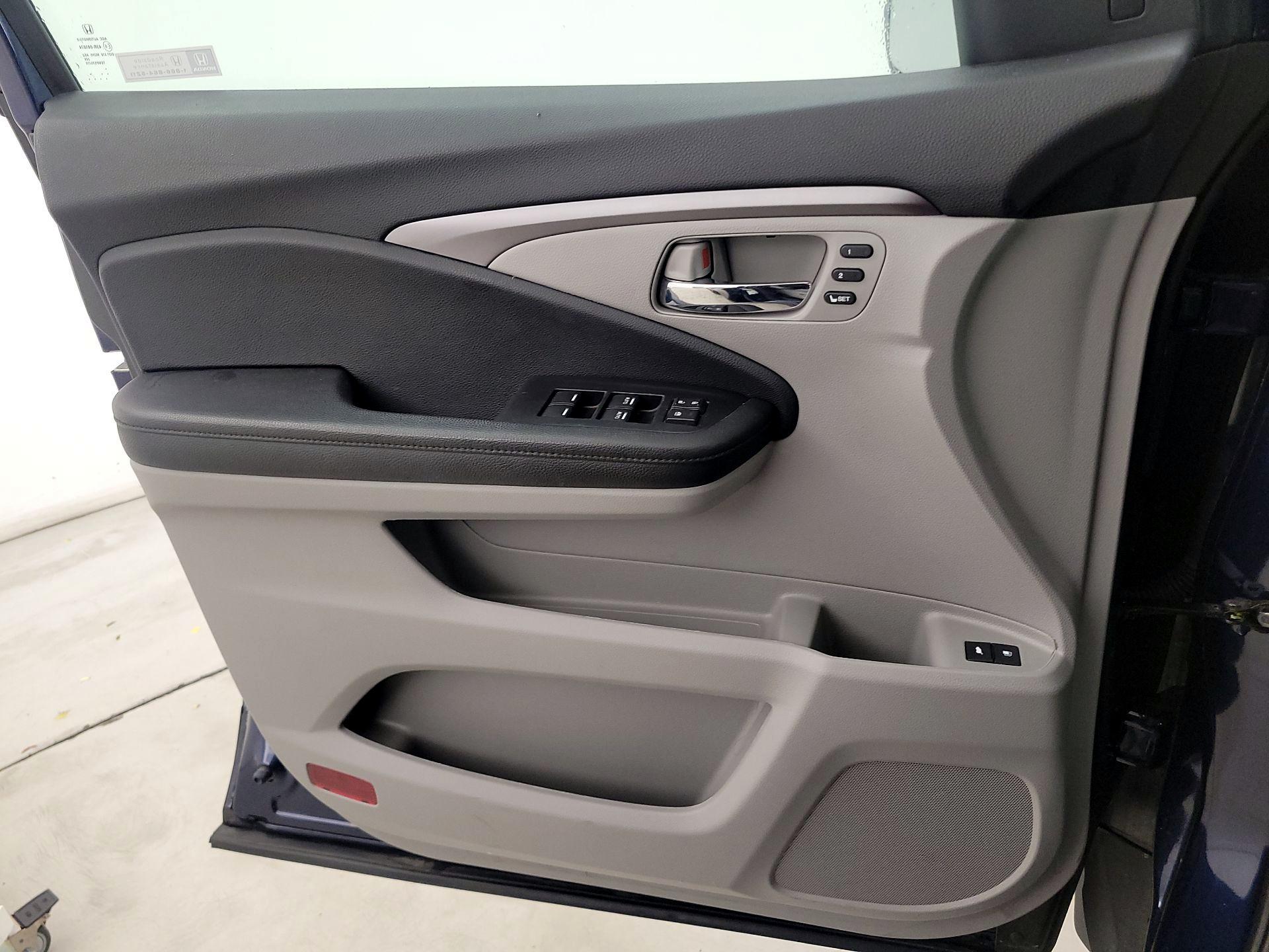 Thumbnail: 2022 Honda Pilot - 12