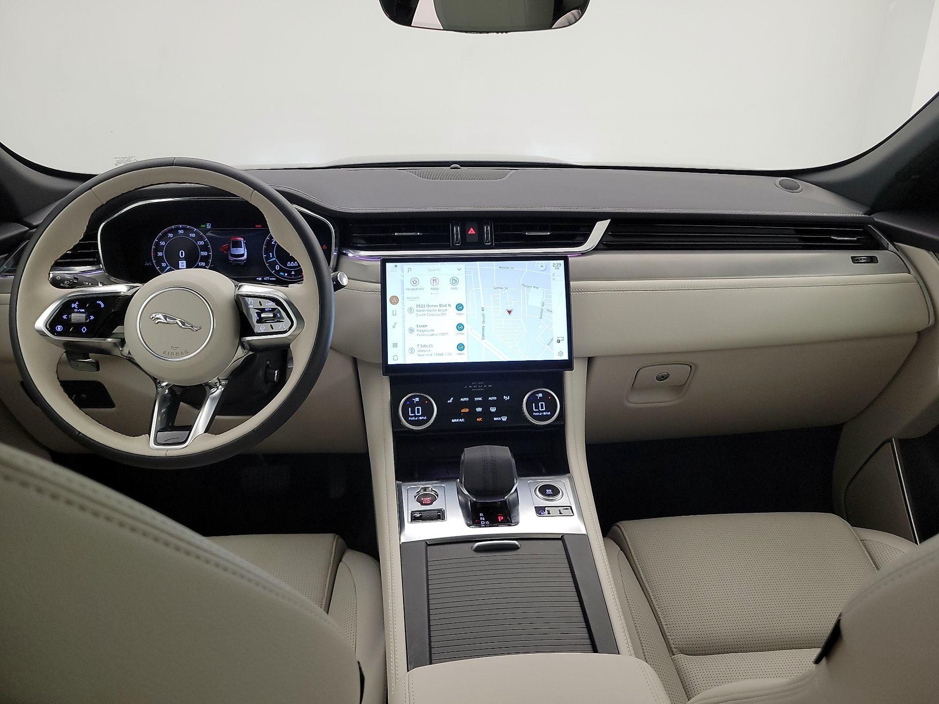 Thumbnail: 2025 Jaguar F-Pace - 9