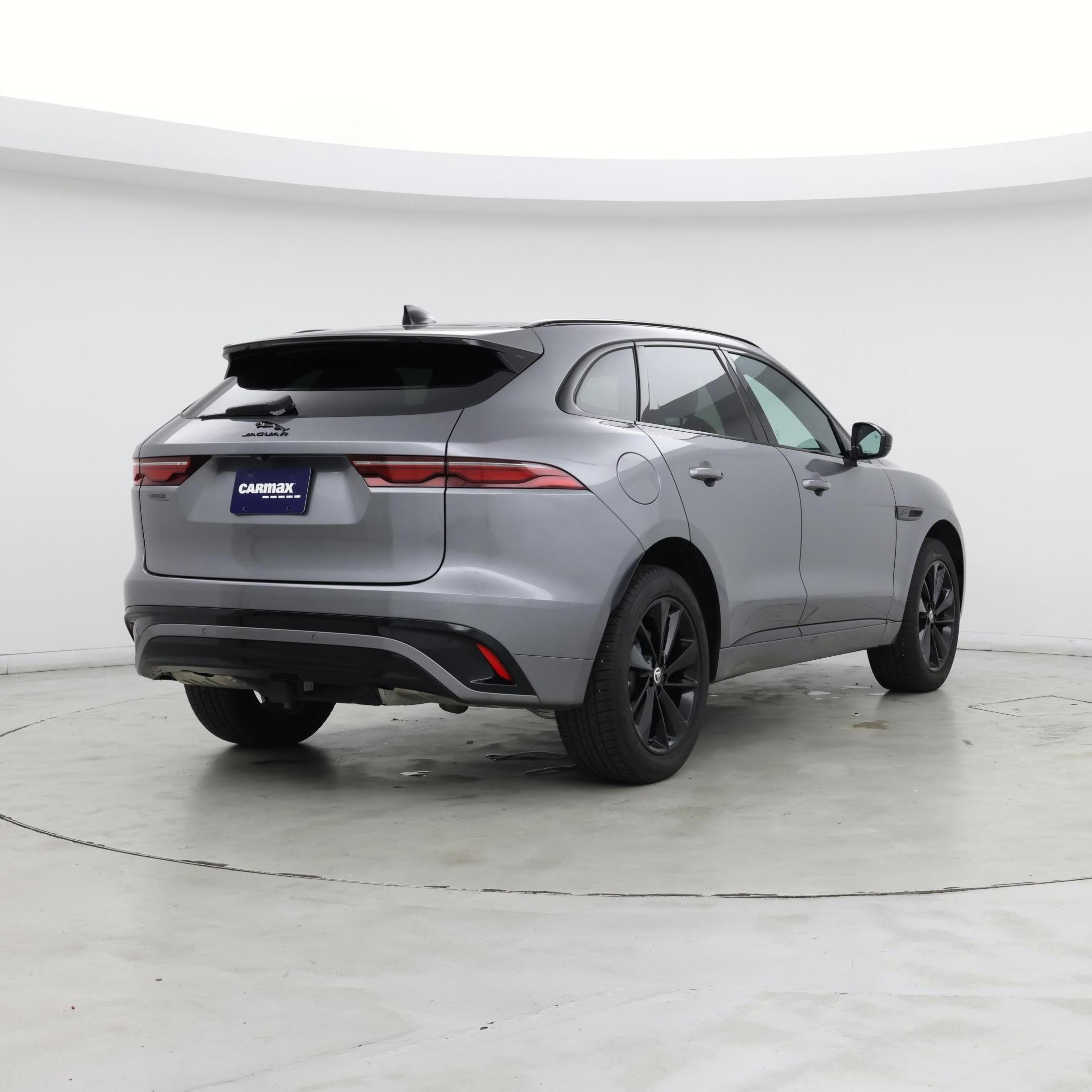 Thumbnail: 2025 Jaguar F-Pace - 8