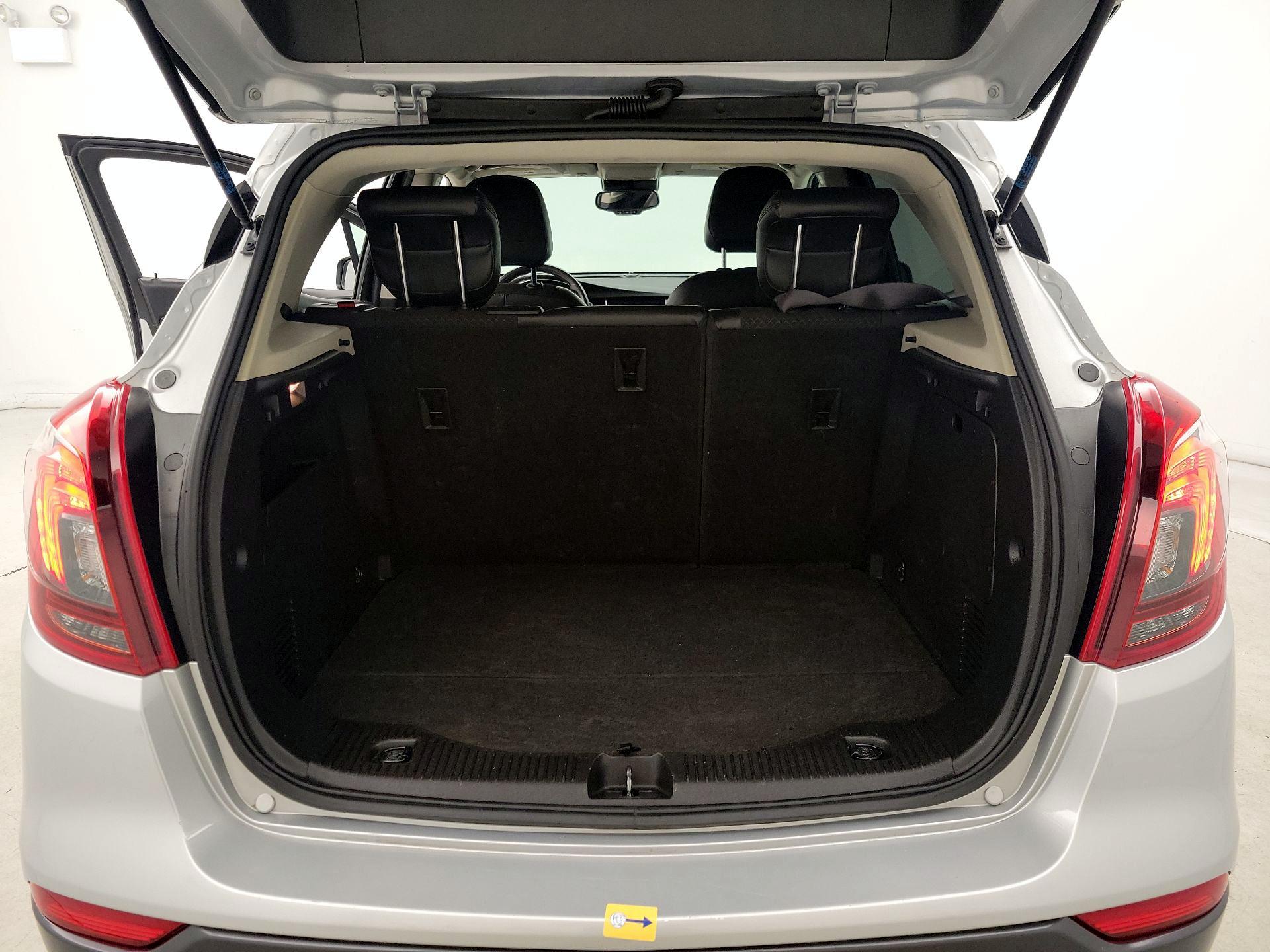 Thumbnail: 2018 Buick Encore - 20