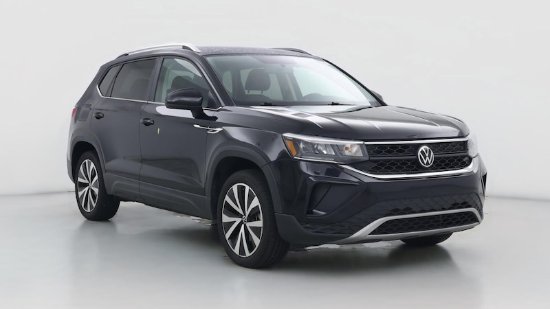 2022 Volkswagen Taos SE Hero Image