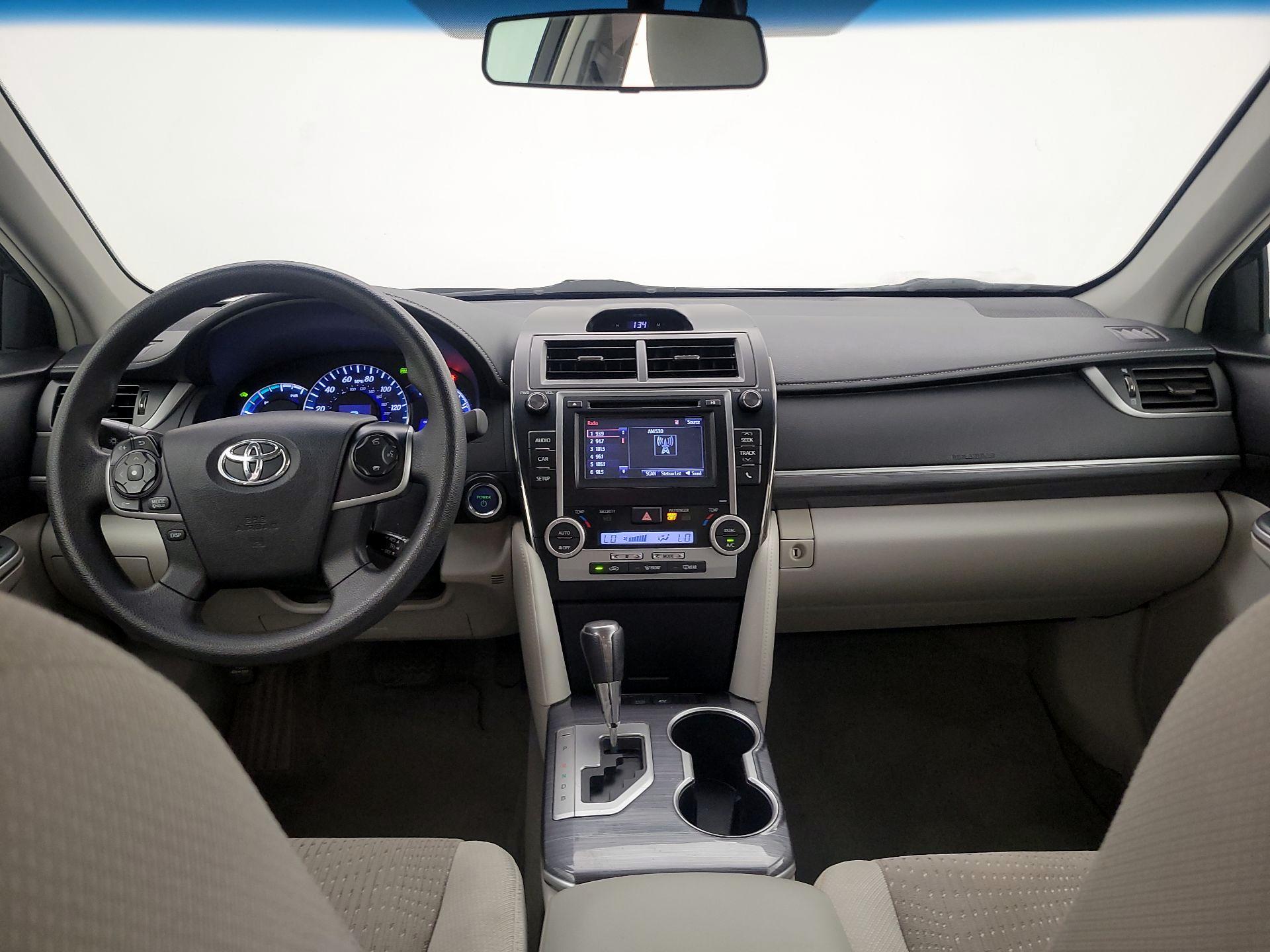 Thumbnail: 2014 Toyota Camry - 9