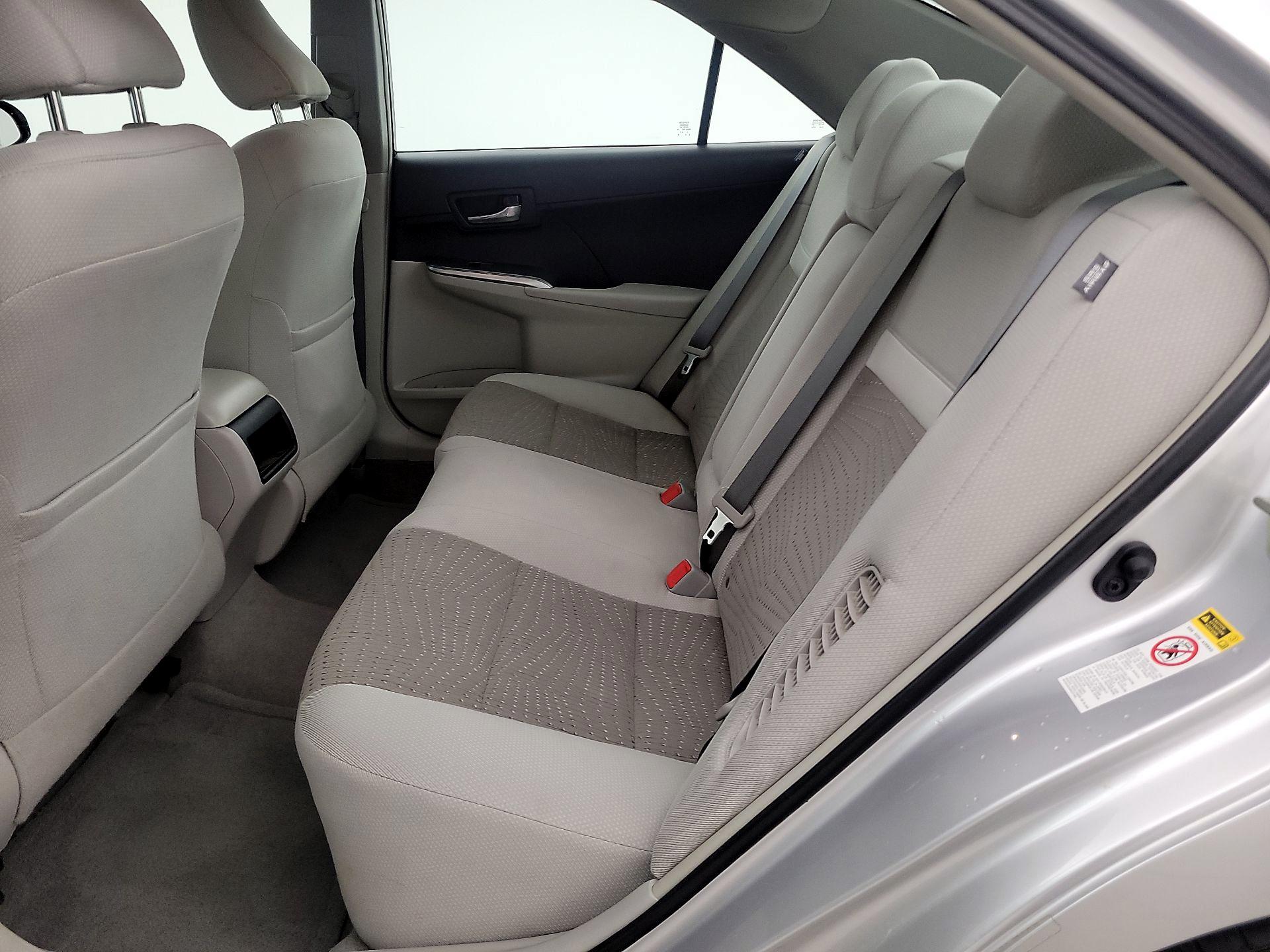 Thumbnail: 2014 Toyota Camry - 19