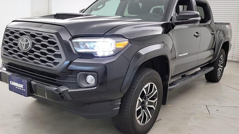 2021 Toyota Tacoma TRD Sport Hero Image