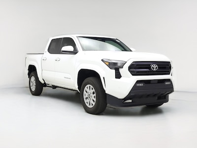 White 2024 Toyota Tacoma SR5